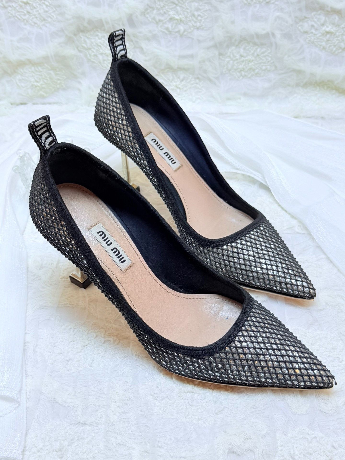 Miu Miu Miu Miu Black Lowtop Sneakers us_6 Women Size US 6 / IT 36 - 2 Thumbnail