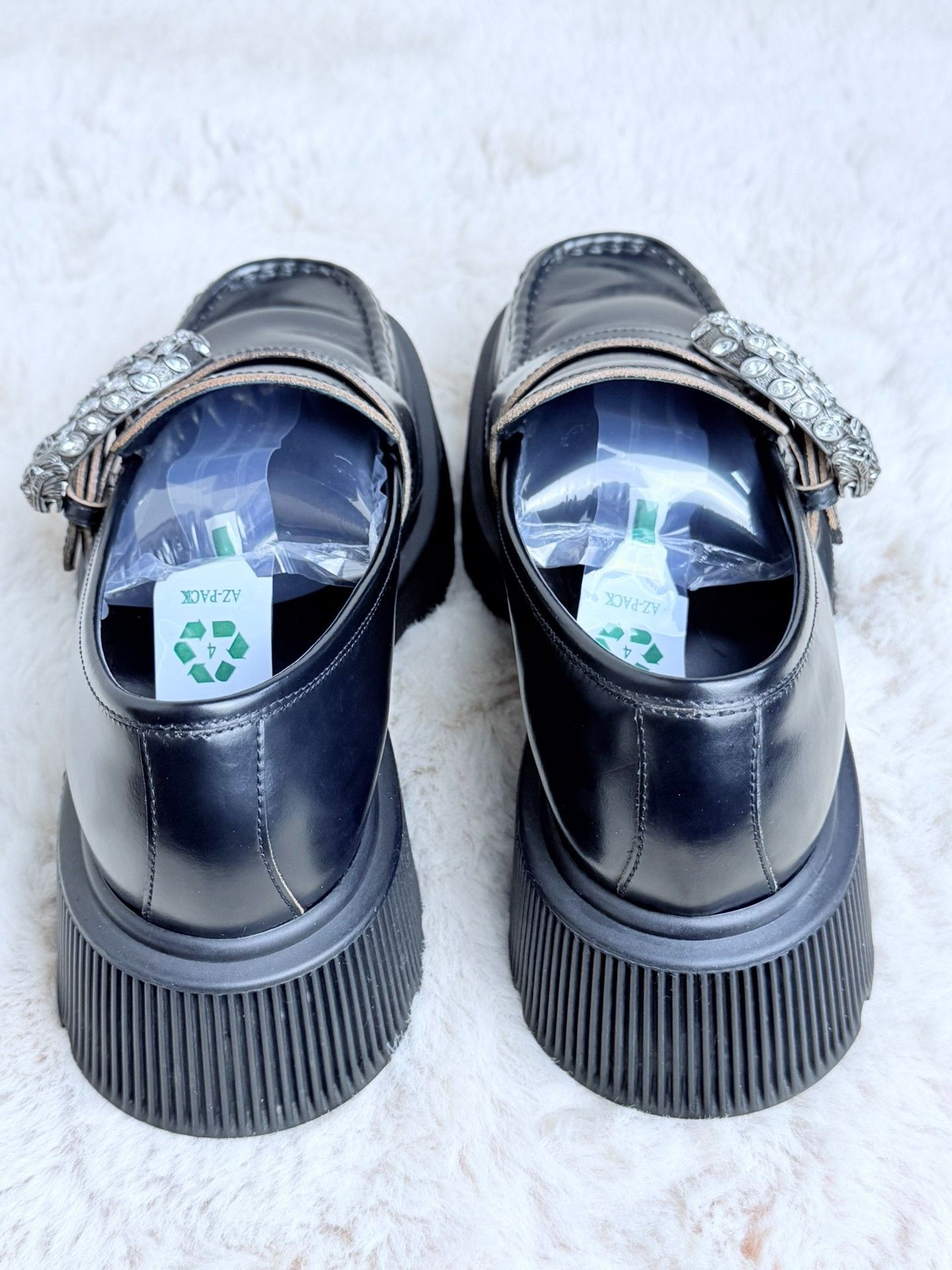 Gucci Gucci Lowtop Sneakers us_7-5 Women Size US 7.5 / IT 37.5 - 5 Thumbnail