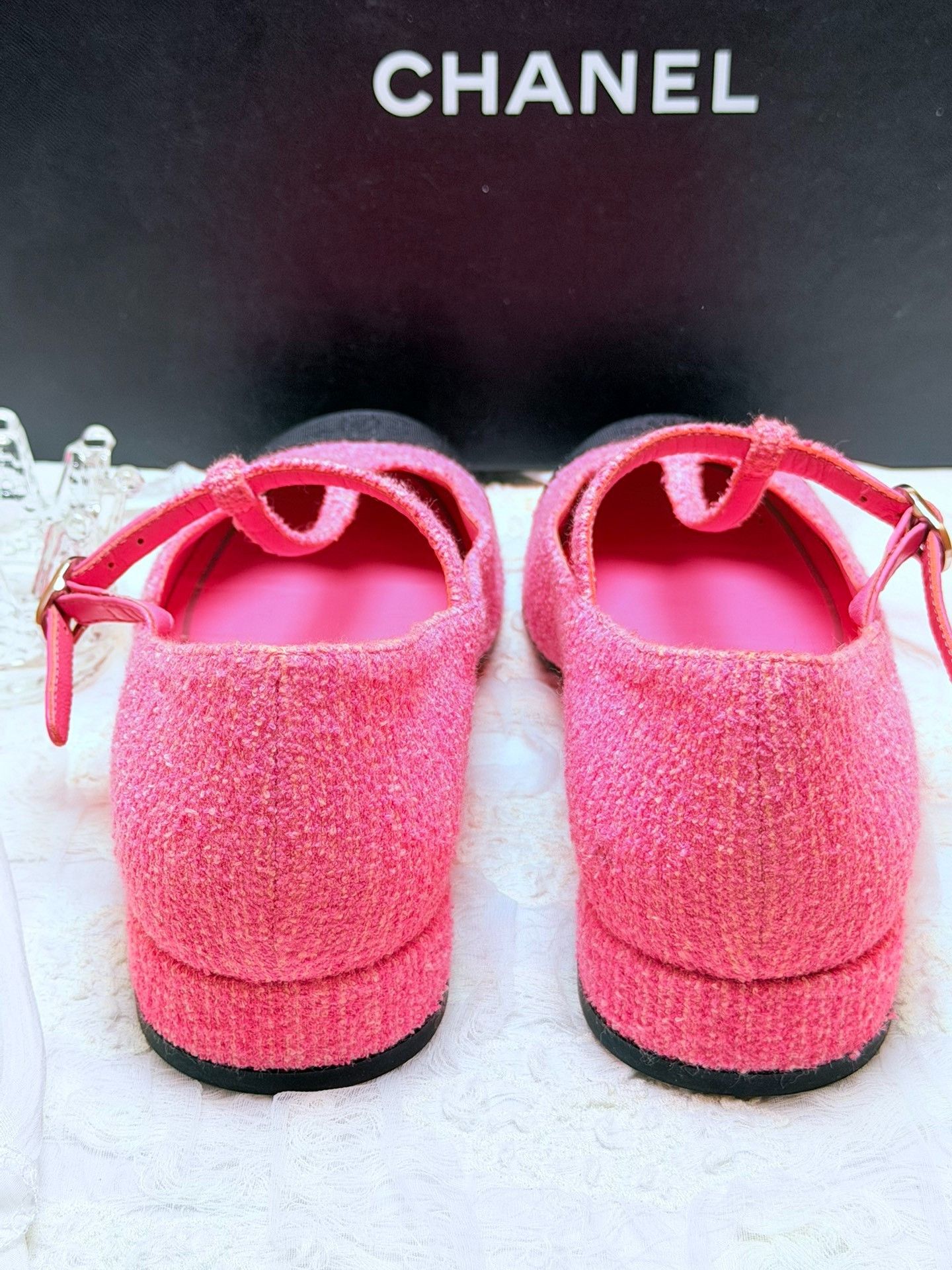Chanel Chanel Pink Lowtop Sneakers us_8 Women Size US 8 / IT 38 - 4 Thumbnail