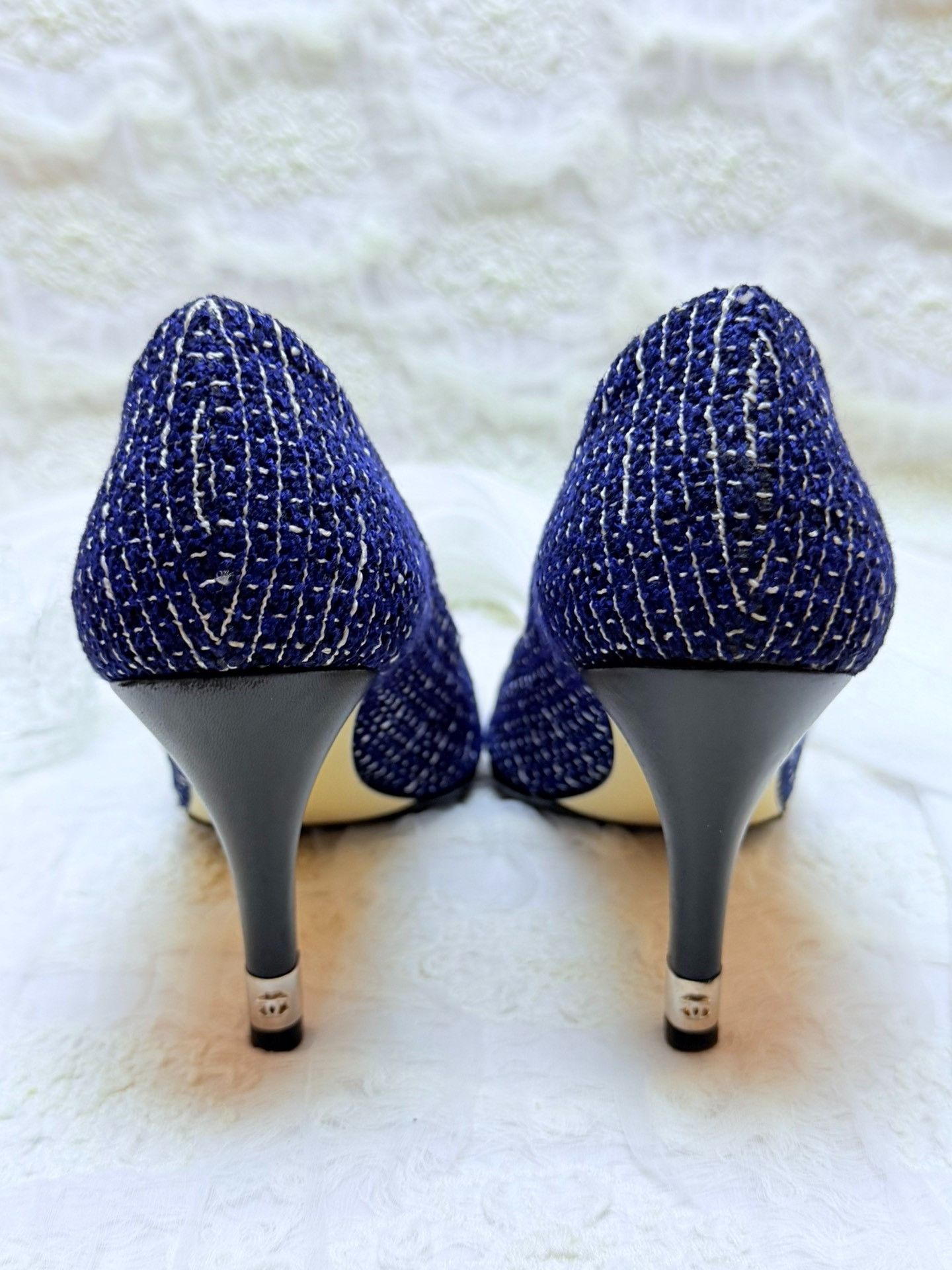 Chanel Chanel Knit Blue Lowtop Sneakers us_6 Women Size US 6 / IT 36 - 4 Thumbnail
