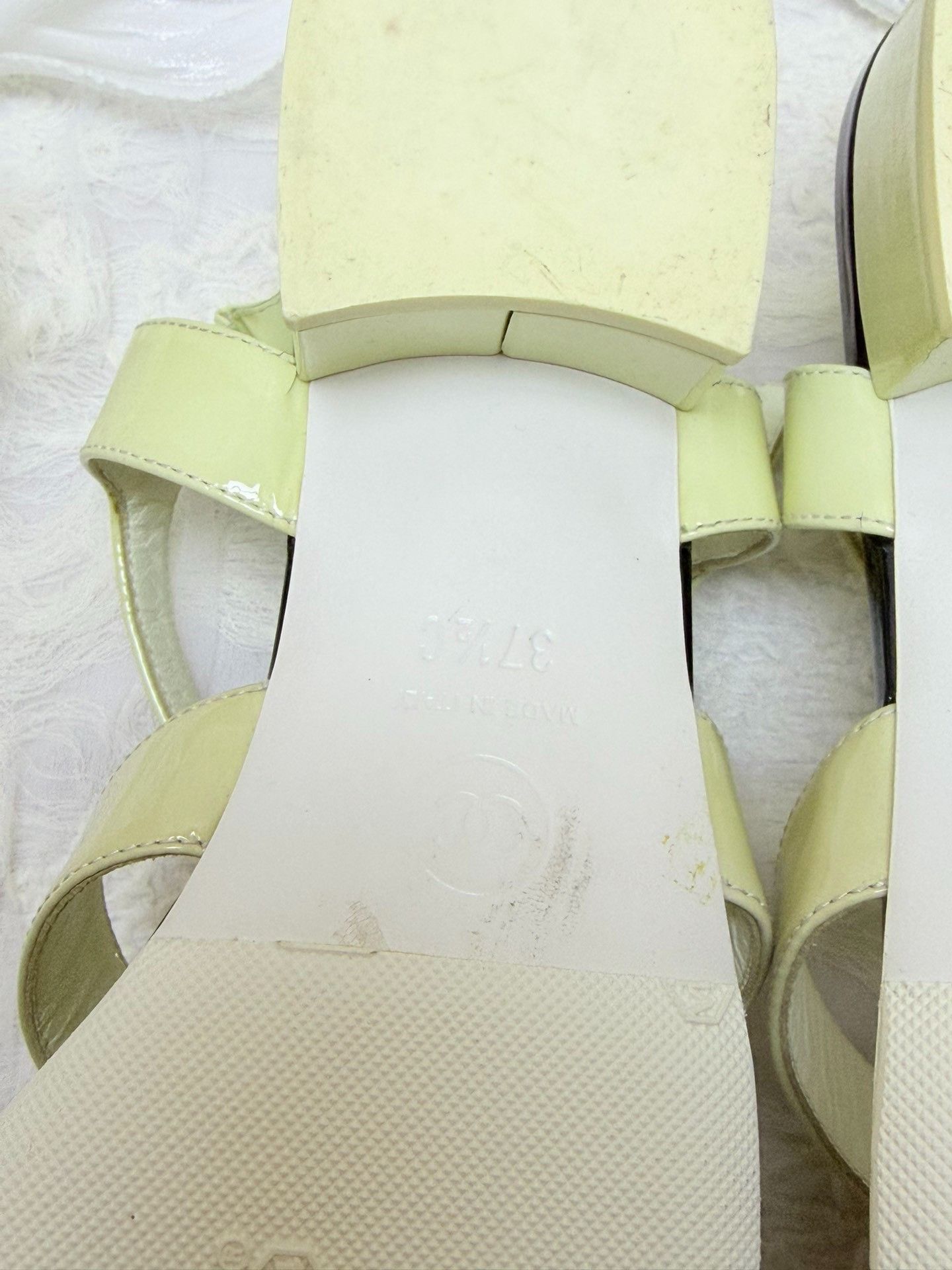 Chanel Chanel Retro Gold Sandals us_7-5 Women Size US 7.5 / IT 37.5 - 7 Thumbnail