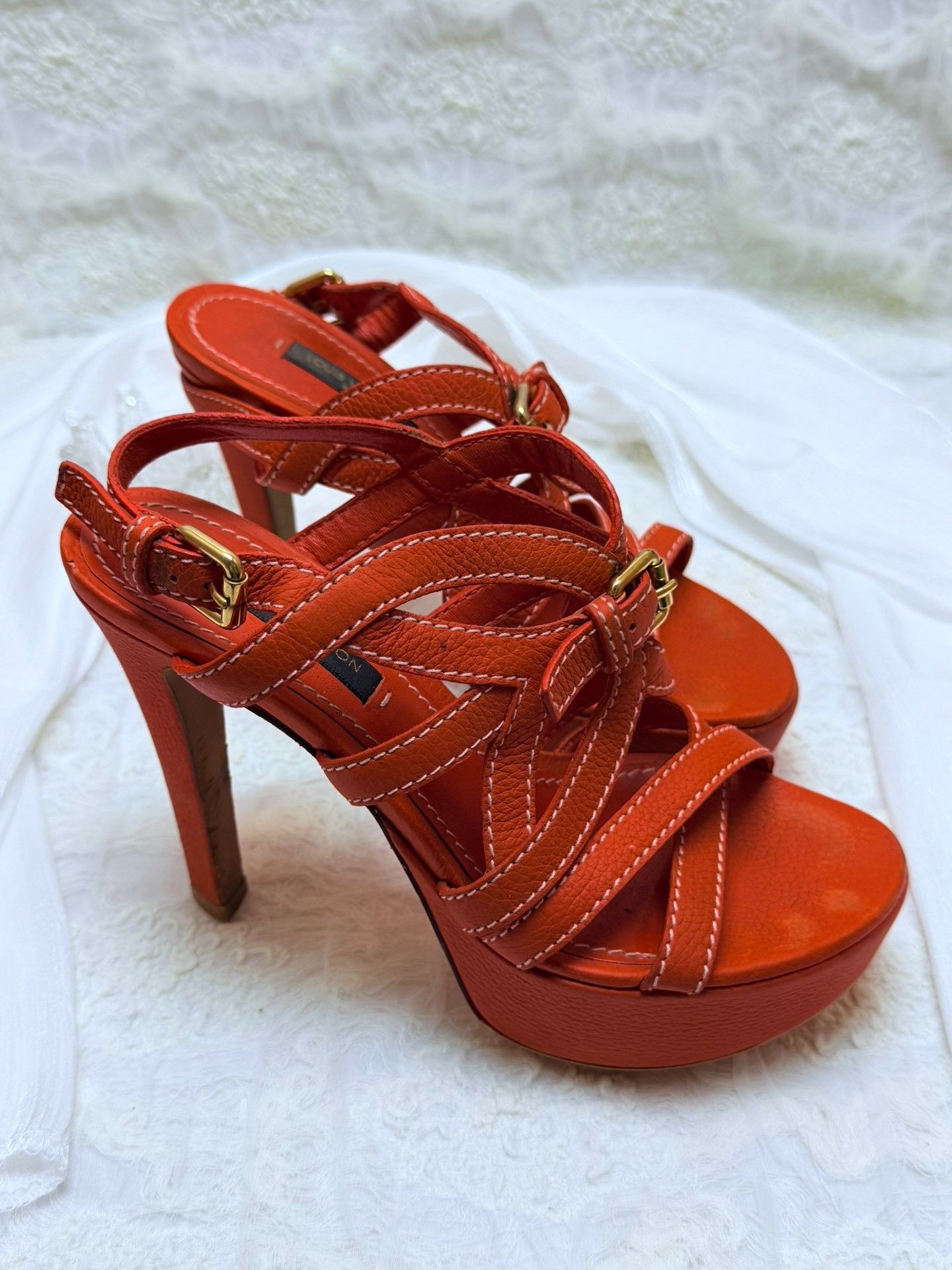Louis Vuitton Louis Vuitton Leather Sandals it_34 Women Size US 4 / IT 34 - 2 Thumbnail