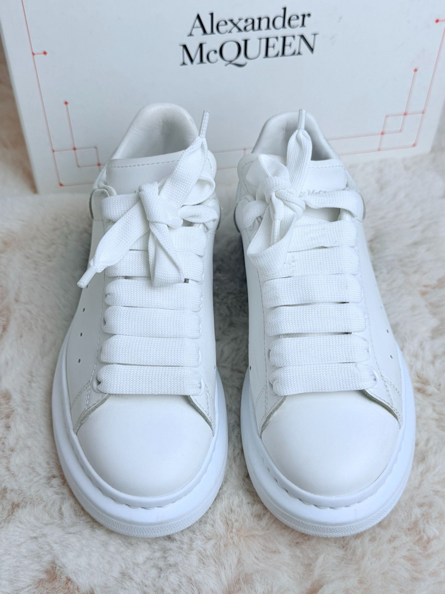 Alexander McQueen Alexander McQueen Tie-Dye Gradient Multi Lowtop Sneakers ... Size US 5.5 / IT 35.5 - 3 Thumbnail