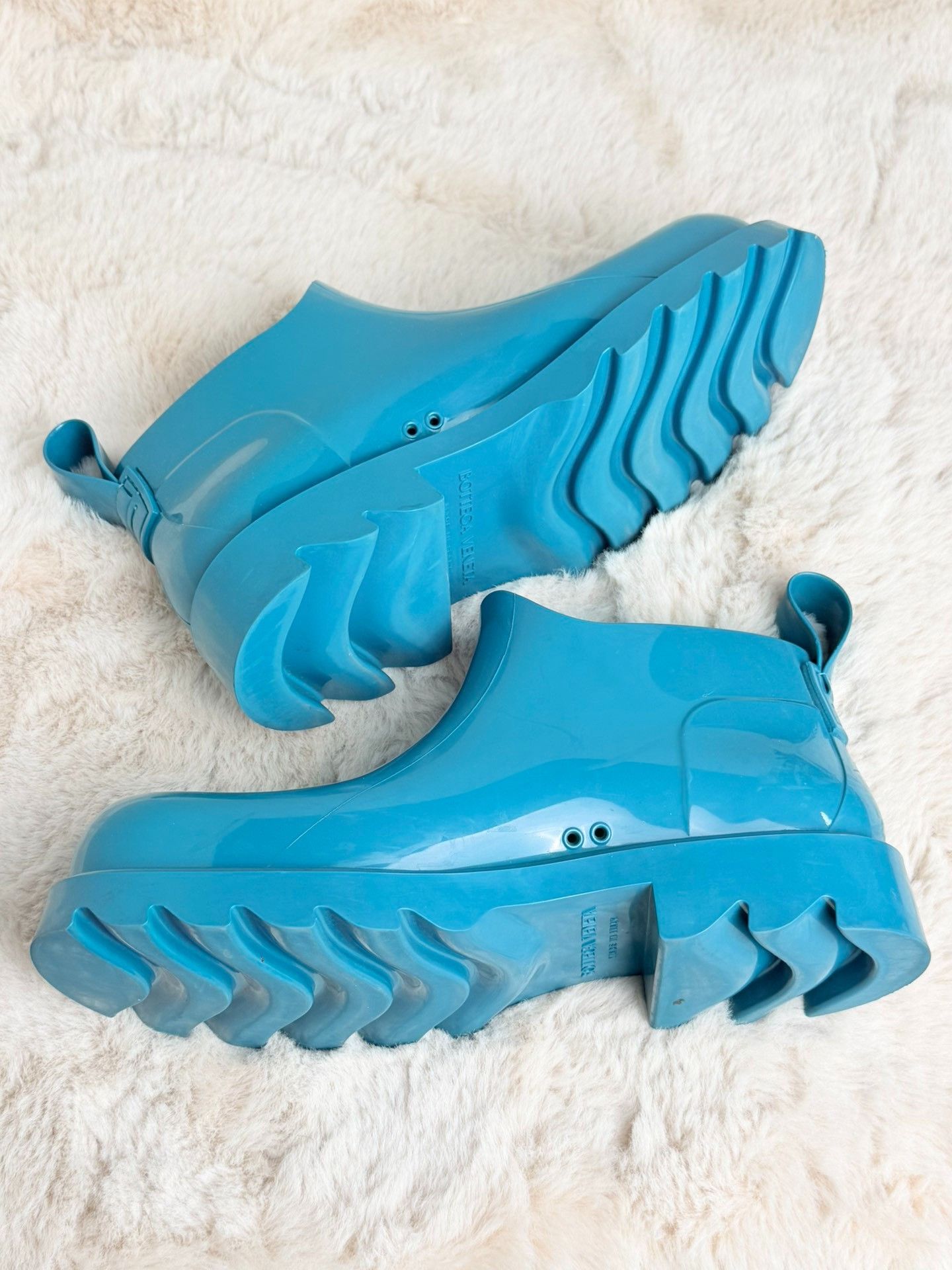 Bottega Veneta Bottega Veneta Blue Hitop Sneakers 9 Men Size US 9 / EU 42 - 5 Thumbnail