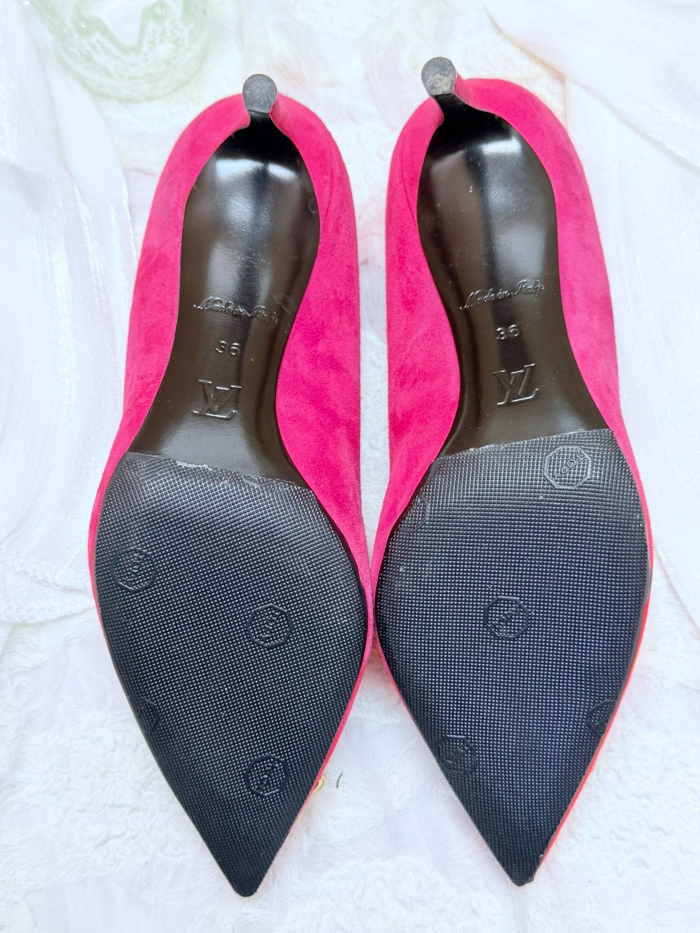 Louis Vuitton Louis Vuitton Lowtop Sneakers us_6 Women Size US 6 / IT 36 - 5 Thumbnail