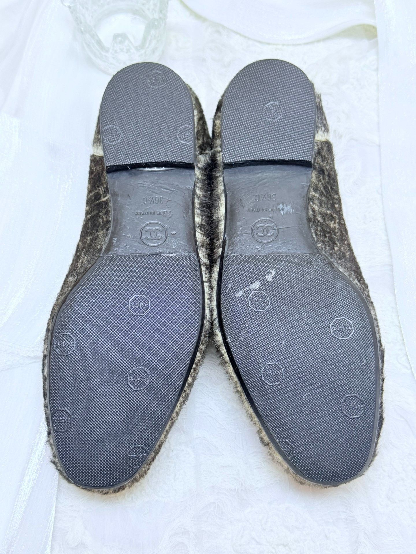 Chanel Chanel Distressed Brown Lowtop Sneakers us_6-5 Women Size US 6.5 / IT 36.5 - 7 Thumbnail