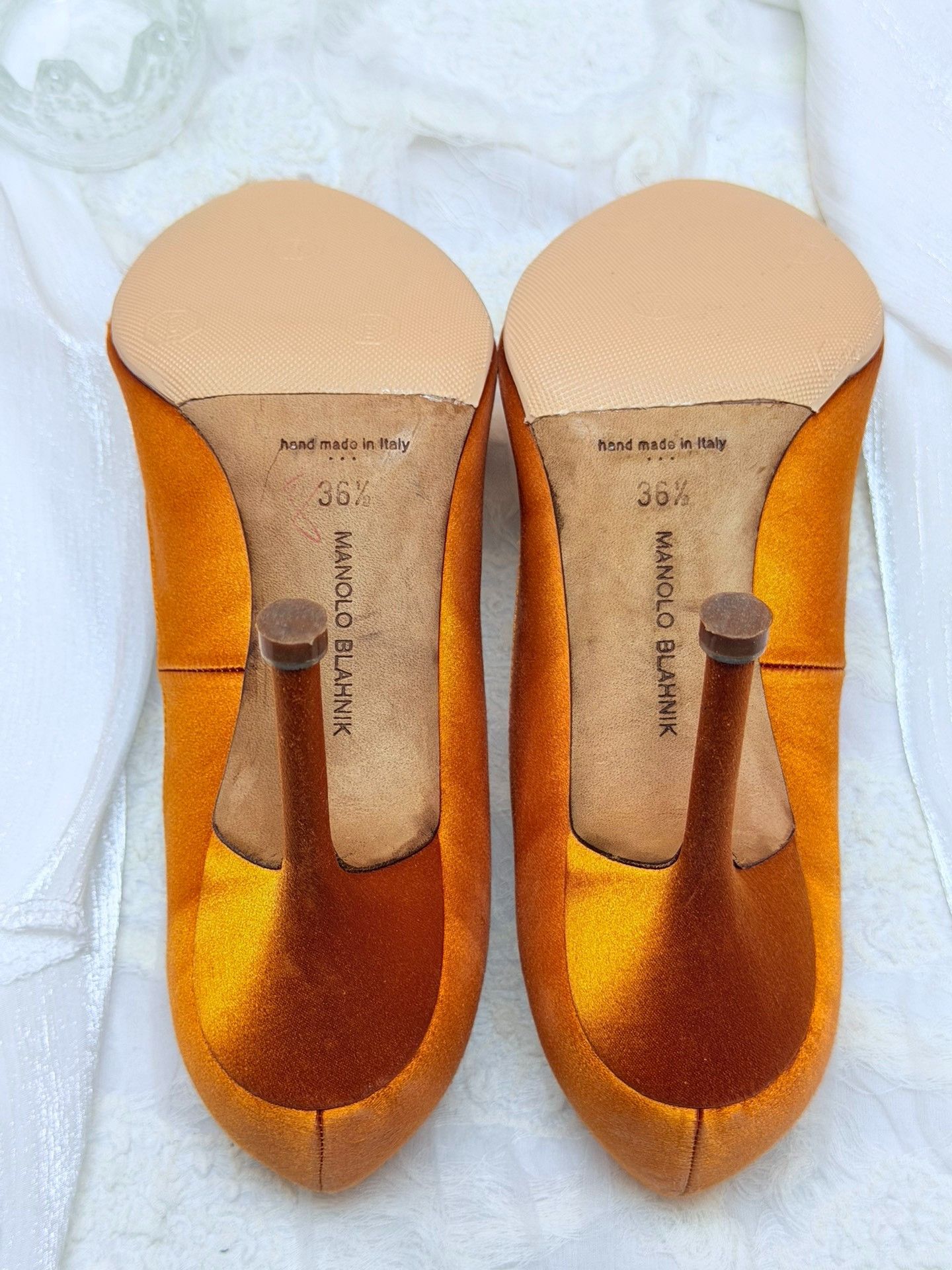 Manolo Blahnik Manolo Blahnik Yellow Lowtop Sneakers us_6-5 Women Size US 6.5 / IT 36.5 - 4 Thumbnail