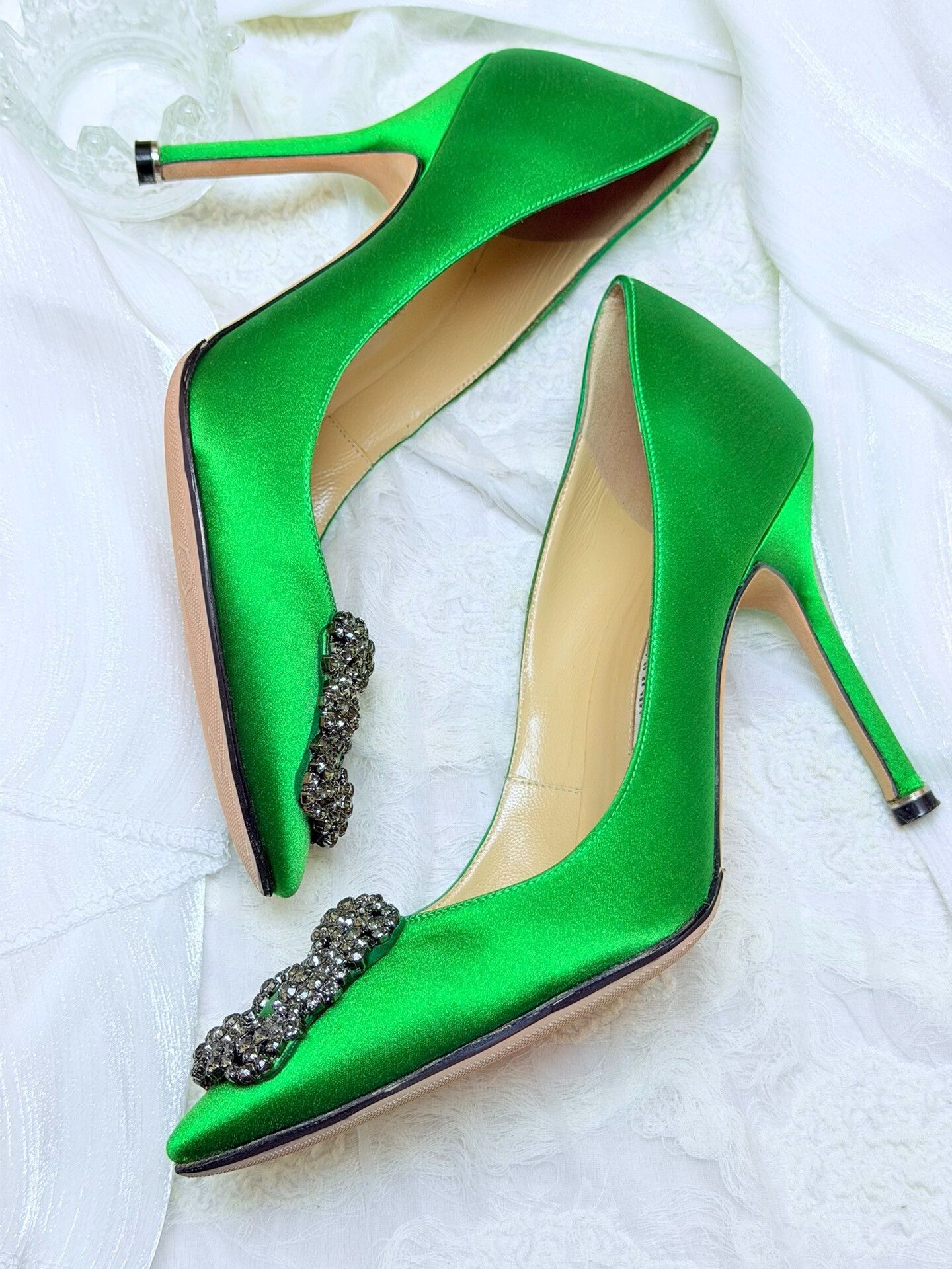 Manolo Blahnik Manolo Blahnik Green Lowtop Sneakers us_6 Women Size US 6 / IT 36 - 3 Thumbnail