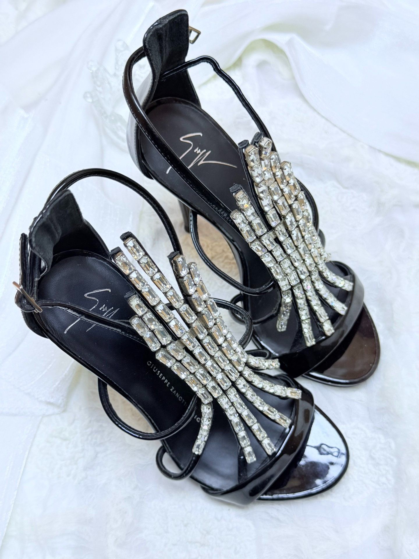 Giuseppe Zanotti Giuseppe Zanotti Patent Black Sandals us_5 Women Size US 5 / IT 35 - 3 Thumbnail