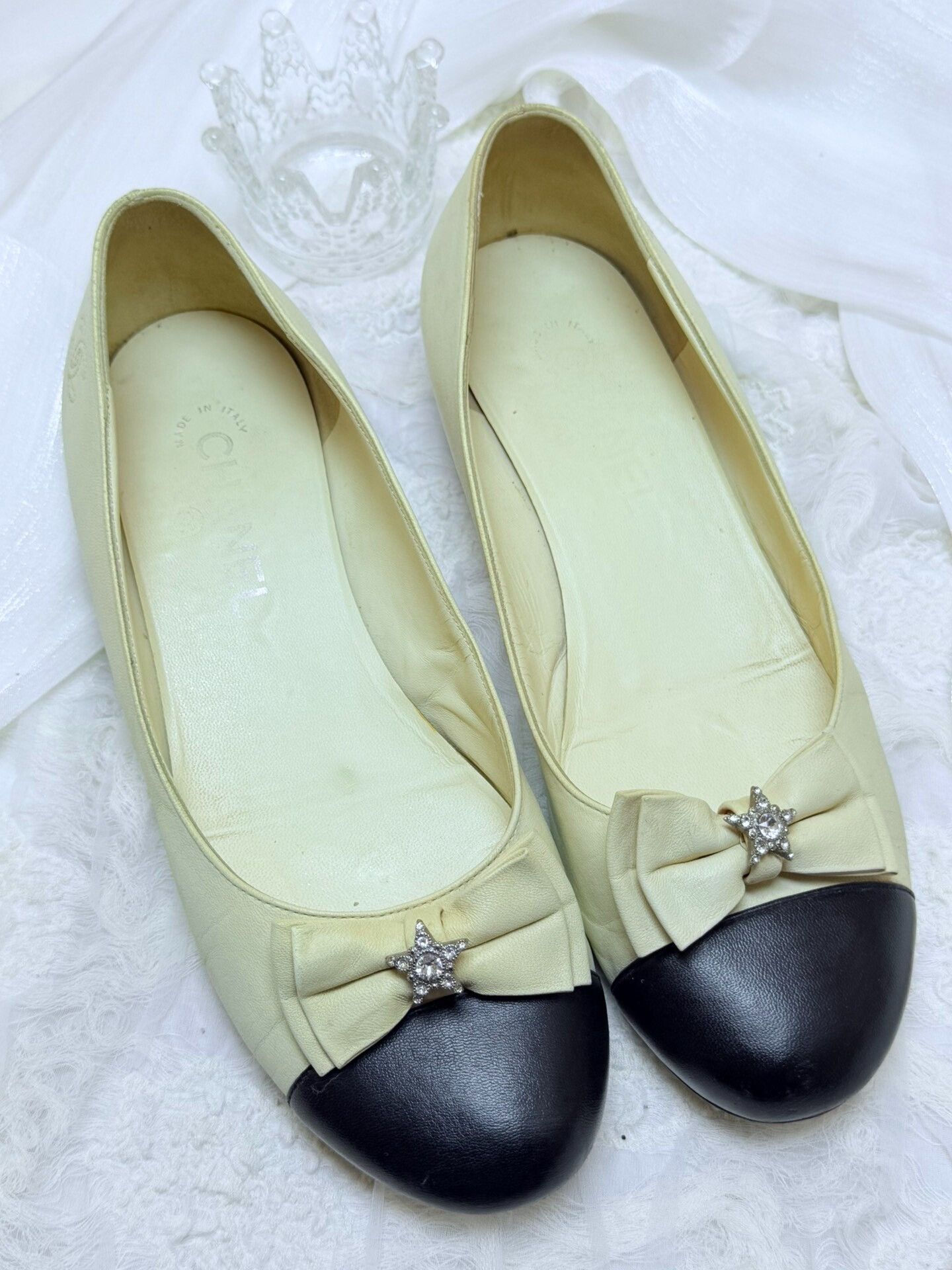 Chanel Chanel Beige Lowtop Sneakers us_8 Women Size US 8 / IT 38 - 3 Thumbnail