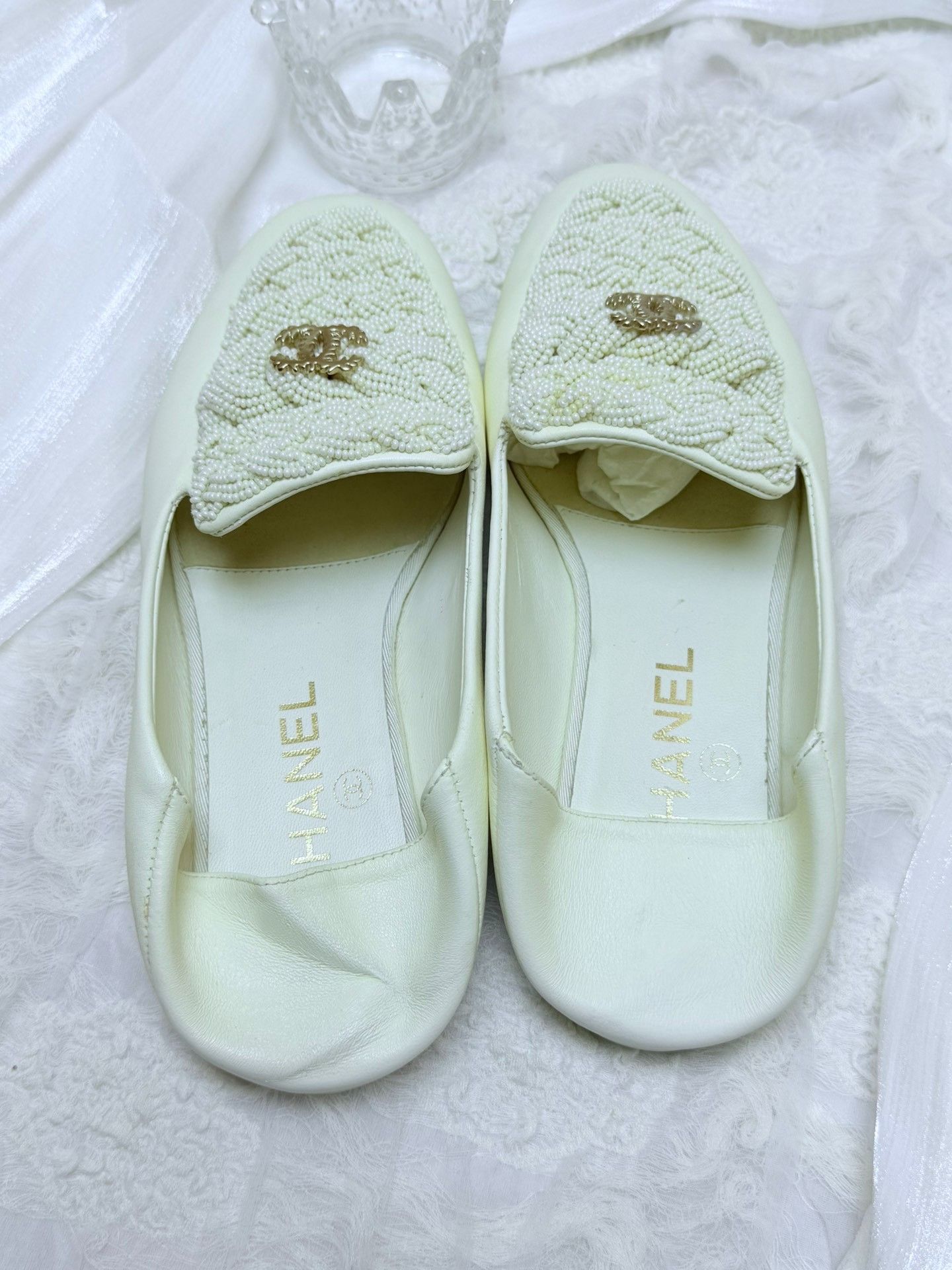 Chanel Chanel Leather White Lowtop Sneakers us_6 Women Size US 6 / IT 36 - 4 Thumbnail