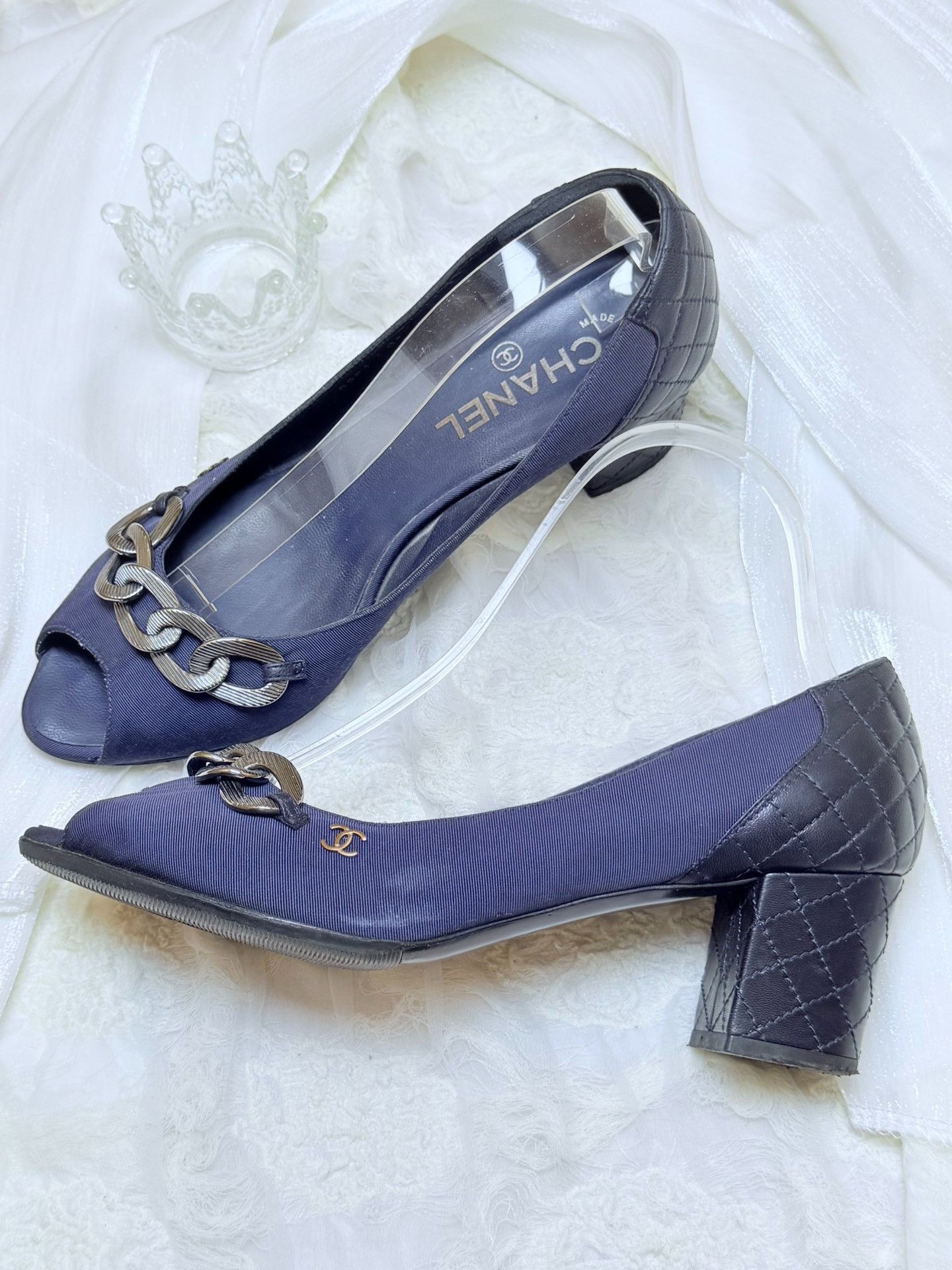 Chanel Chanel Plaid Purple Lowtop Sneakers us_8 Women Size US 8 / IT 38 - 2 Thumbnail