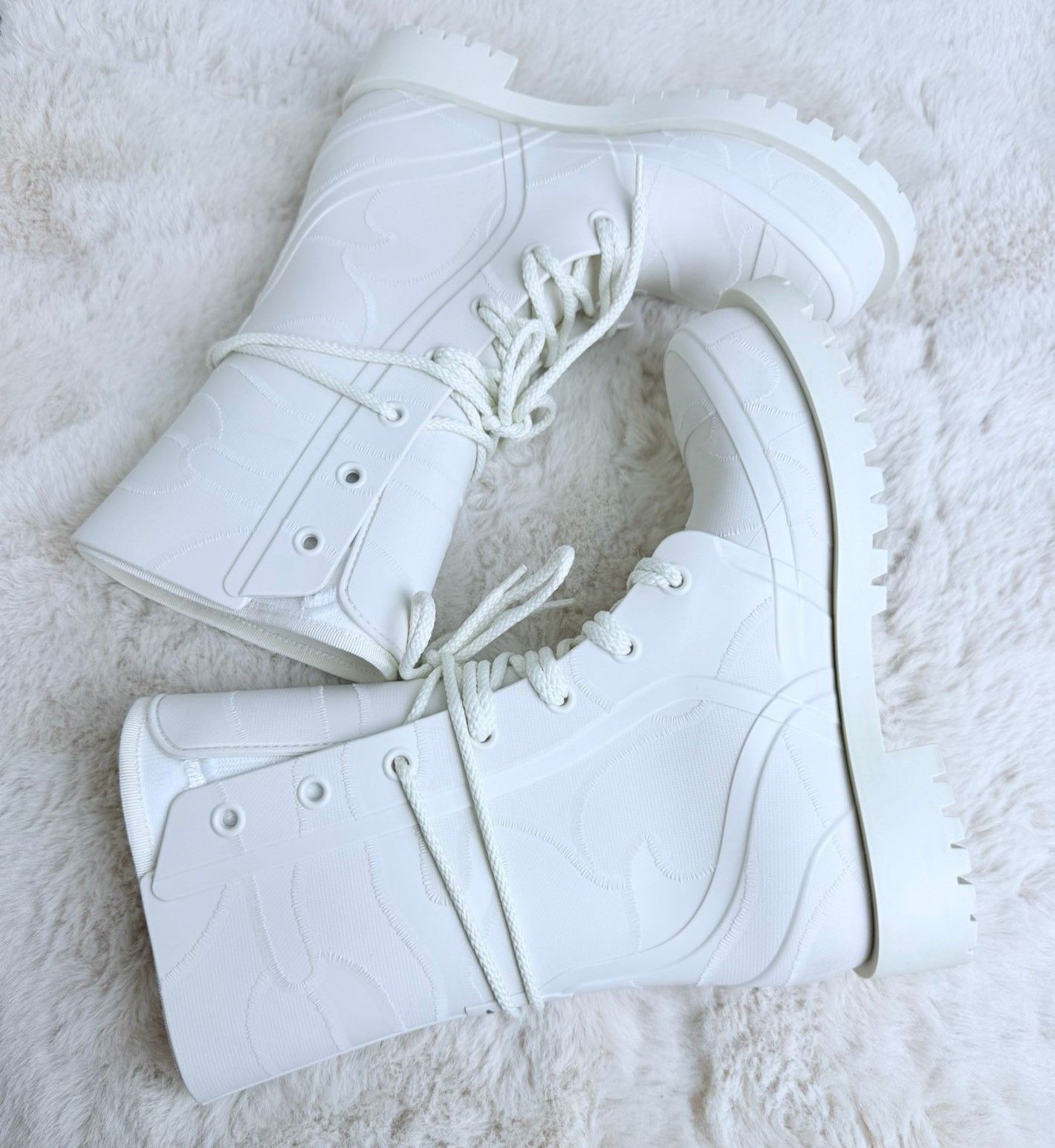 Dior Dior White Boots us_7 Women Size US 7 / IT 37 - 2 Thumbnail