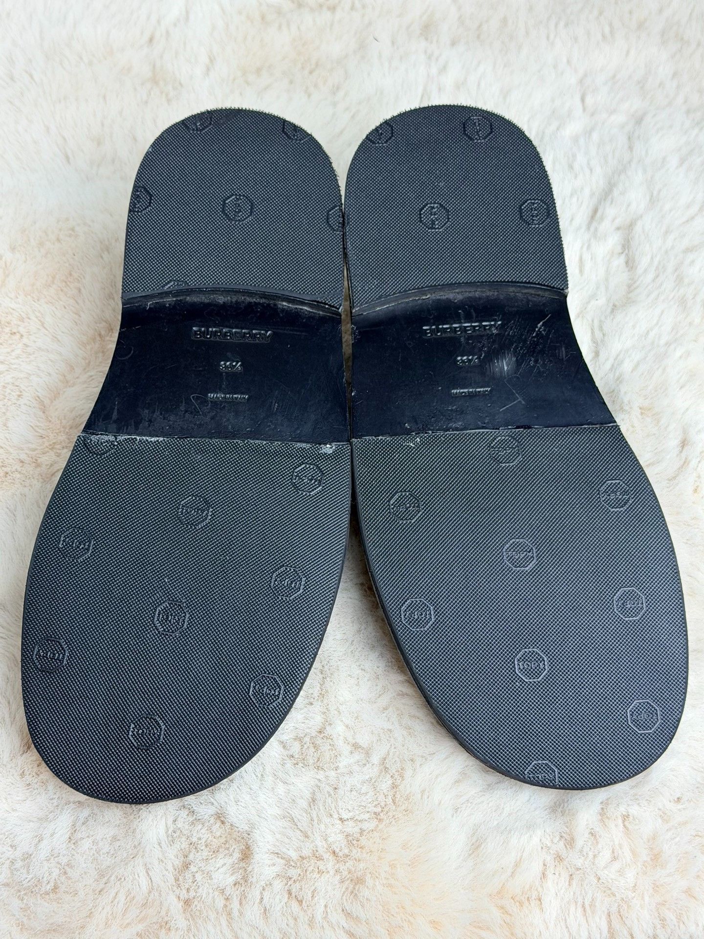 Burberry Burberry Patent Black Lowtop Sneakers us_6-5 Women Size US 6.5 / IT 36.5 - 5 Thumbnail