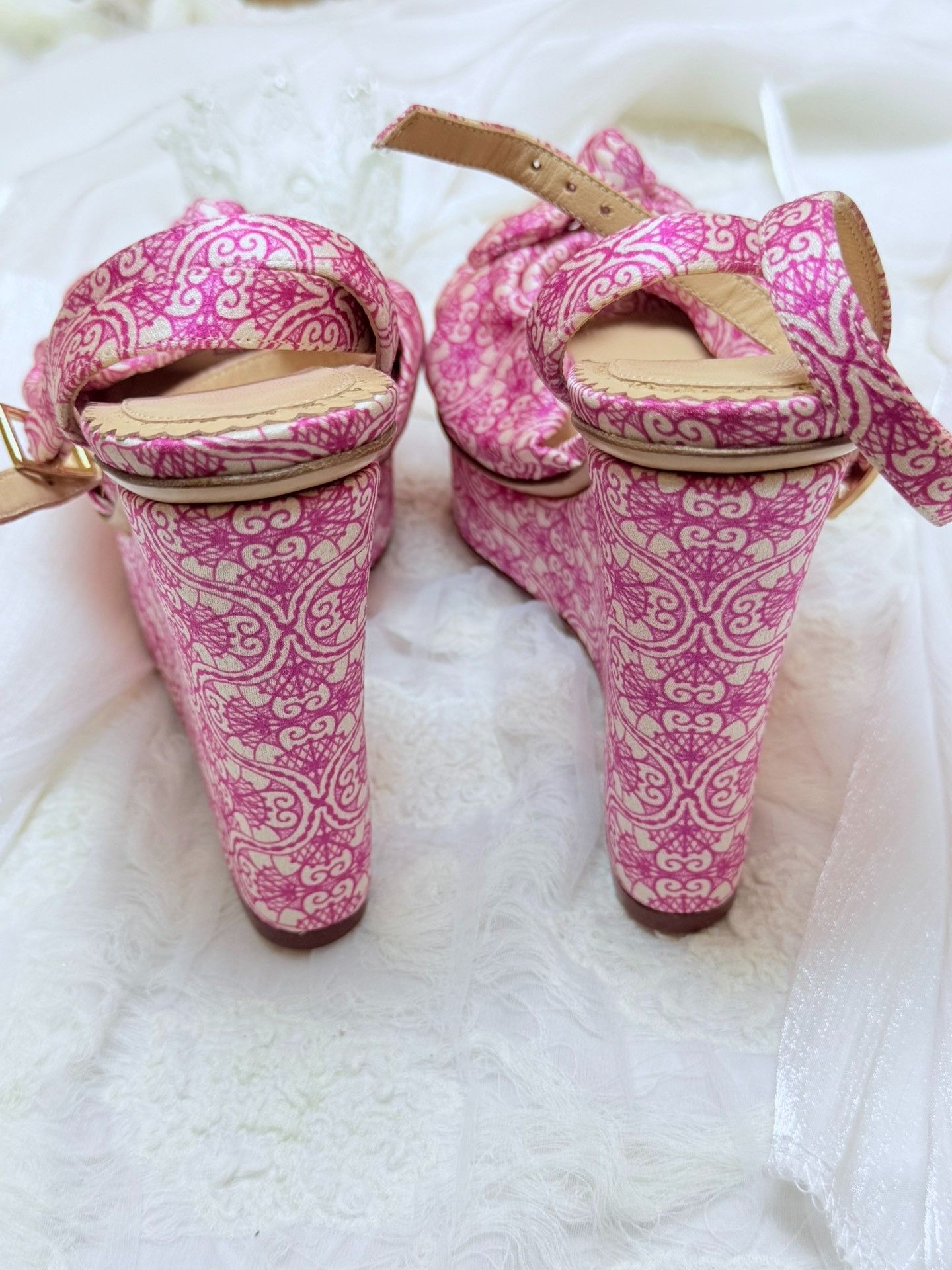 Charlotte Olympia Charlotte Olympia Printed Pink Sandals us_5 Women Size US 5 / IT 35 - 6 Thumbnail
