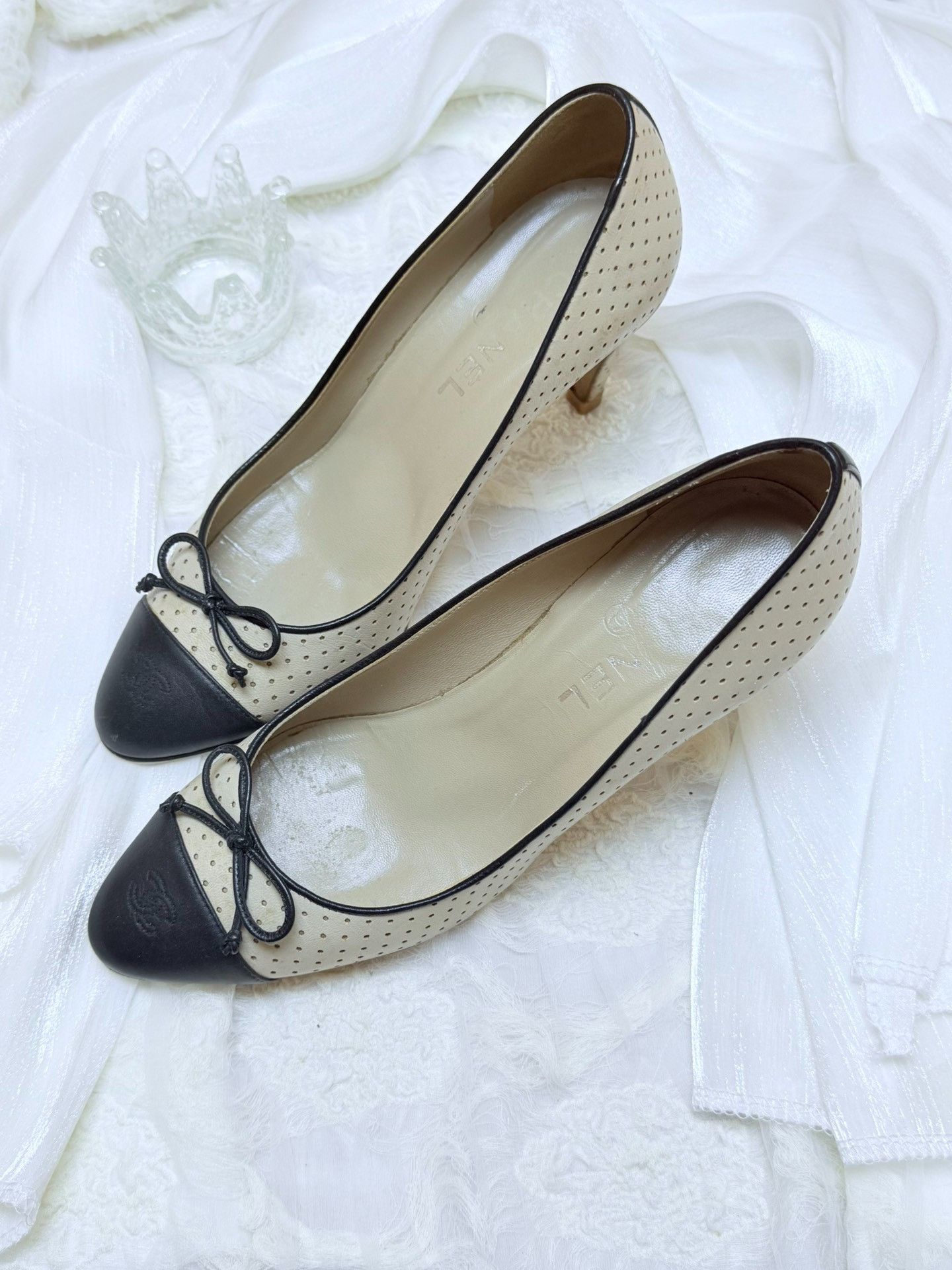 Chanel Chanel Multi Lowtop Sneakers us_7-5 Women Size US 7.5 / IT 37.5 - 3 Thumbnail