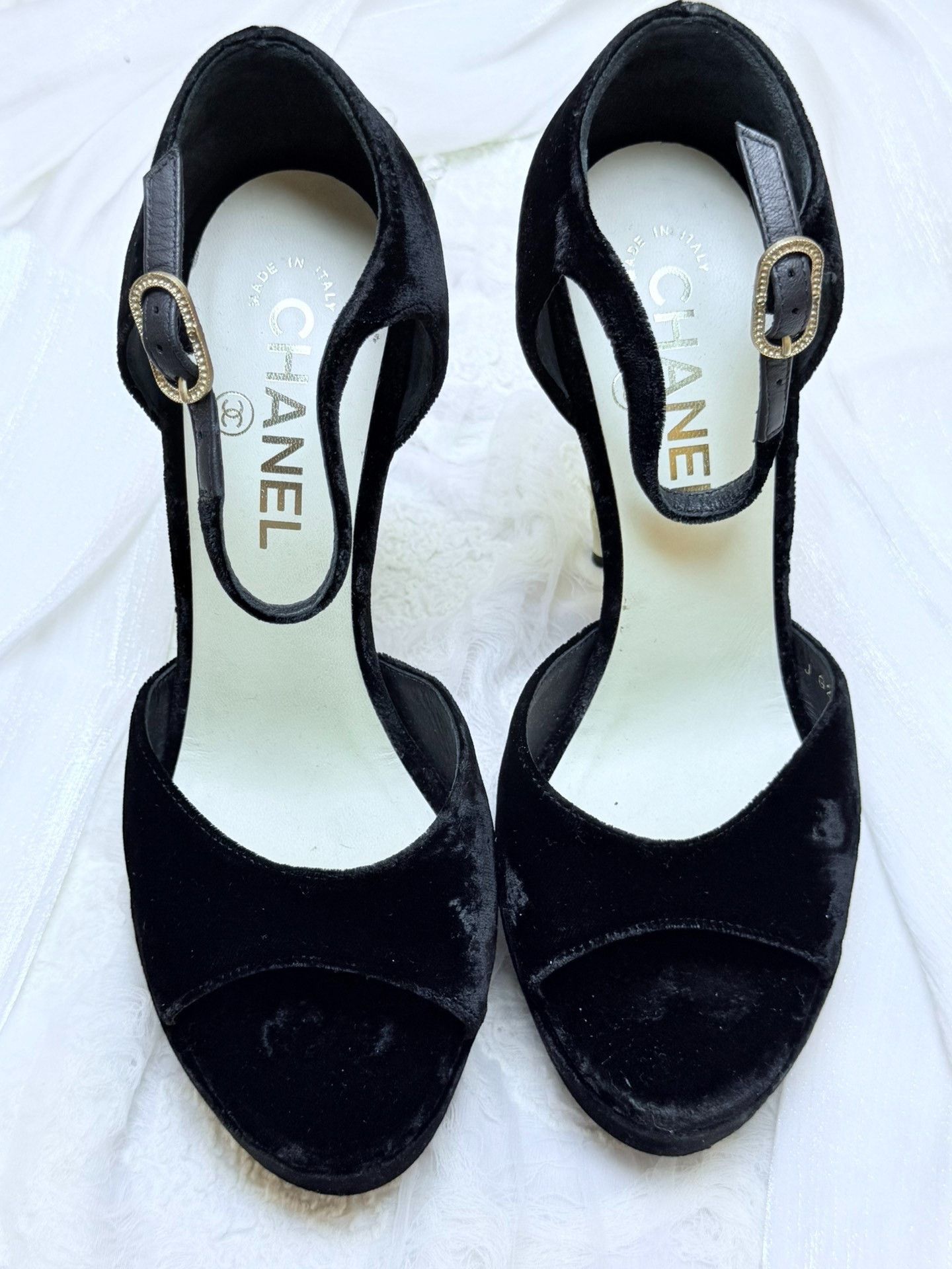 Chanel Chanel Velvet Sandals us_7 Women Size US 7 / IT 37 - 5 Thumbnail
