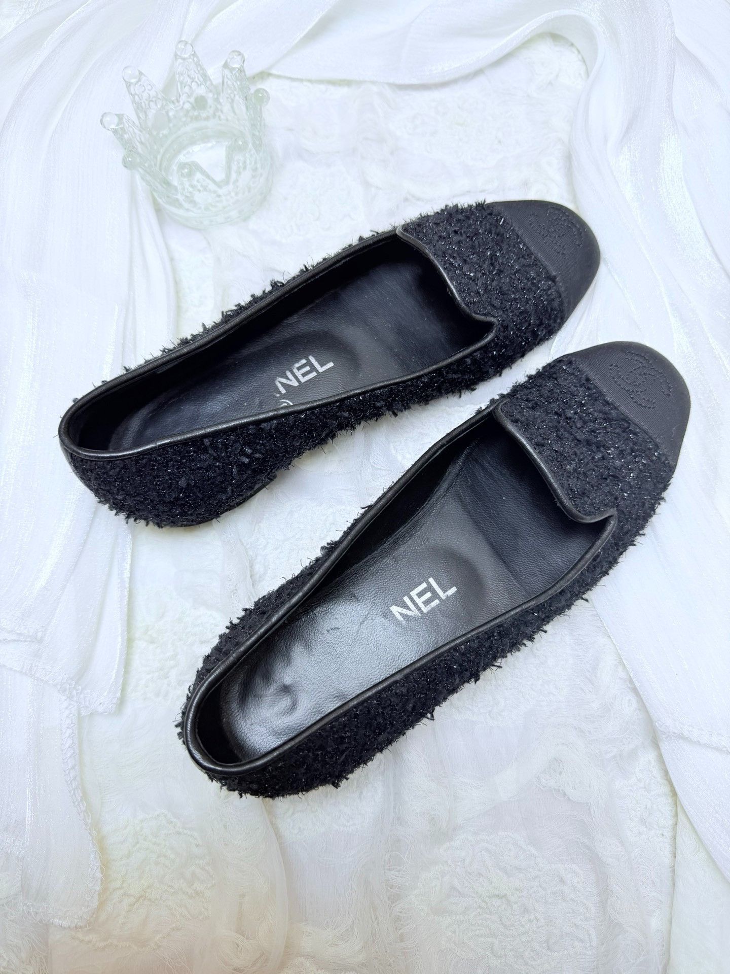Chanel Chanel Black Lowtop Sneakers us_5 Women Size US 5 / IT 35 - 3 Thumbnail