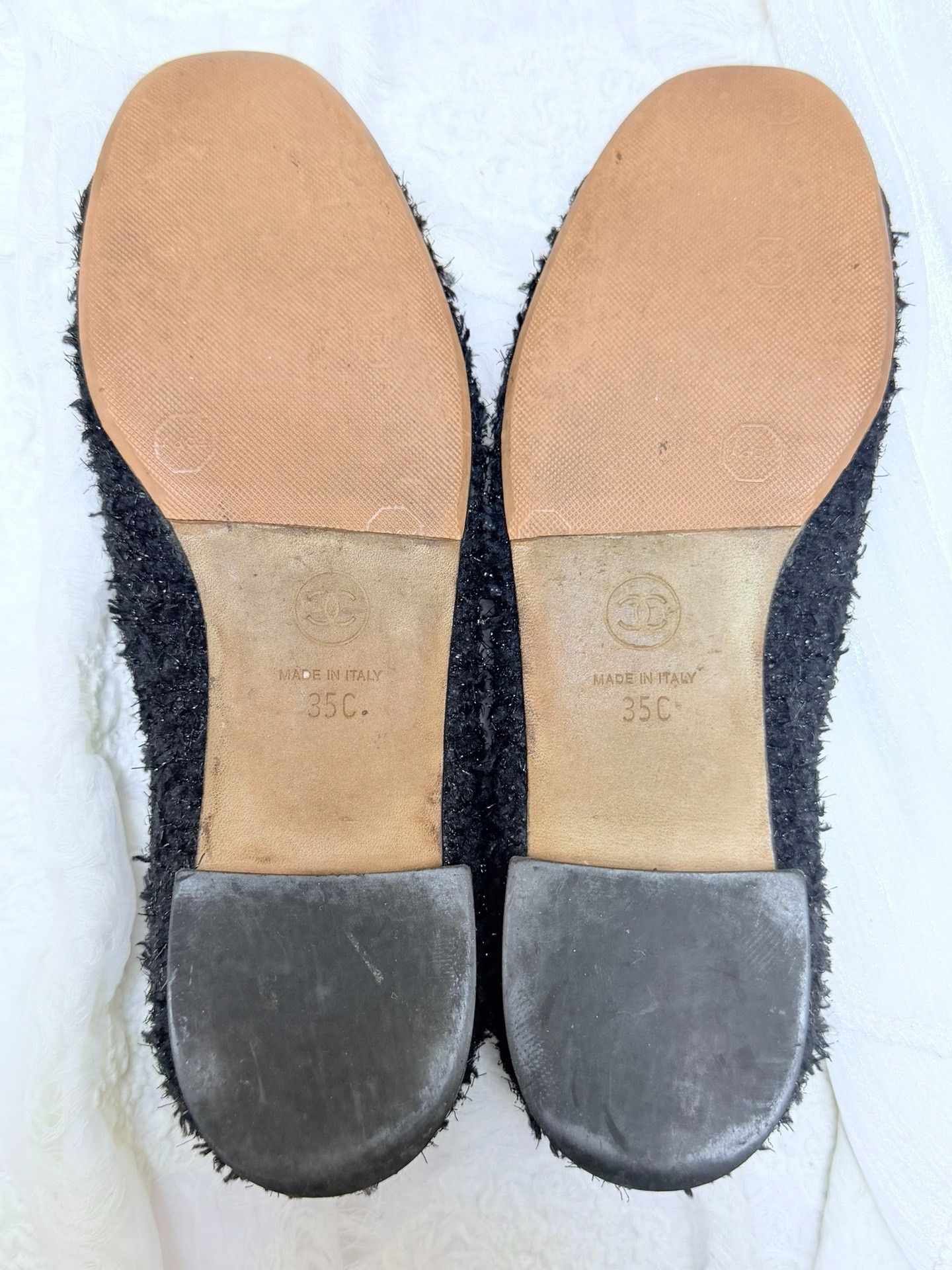 Chanel Chanel Black Lowtop Sneakers us_5 Women Size US 5 / IT 35 - 5 Thumbnail