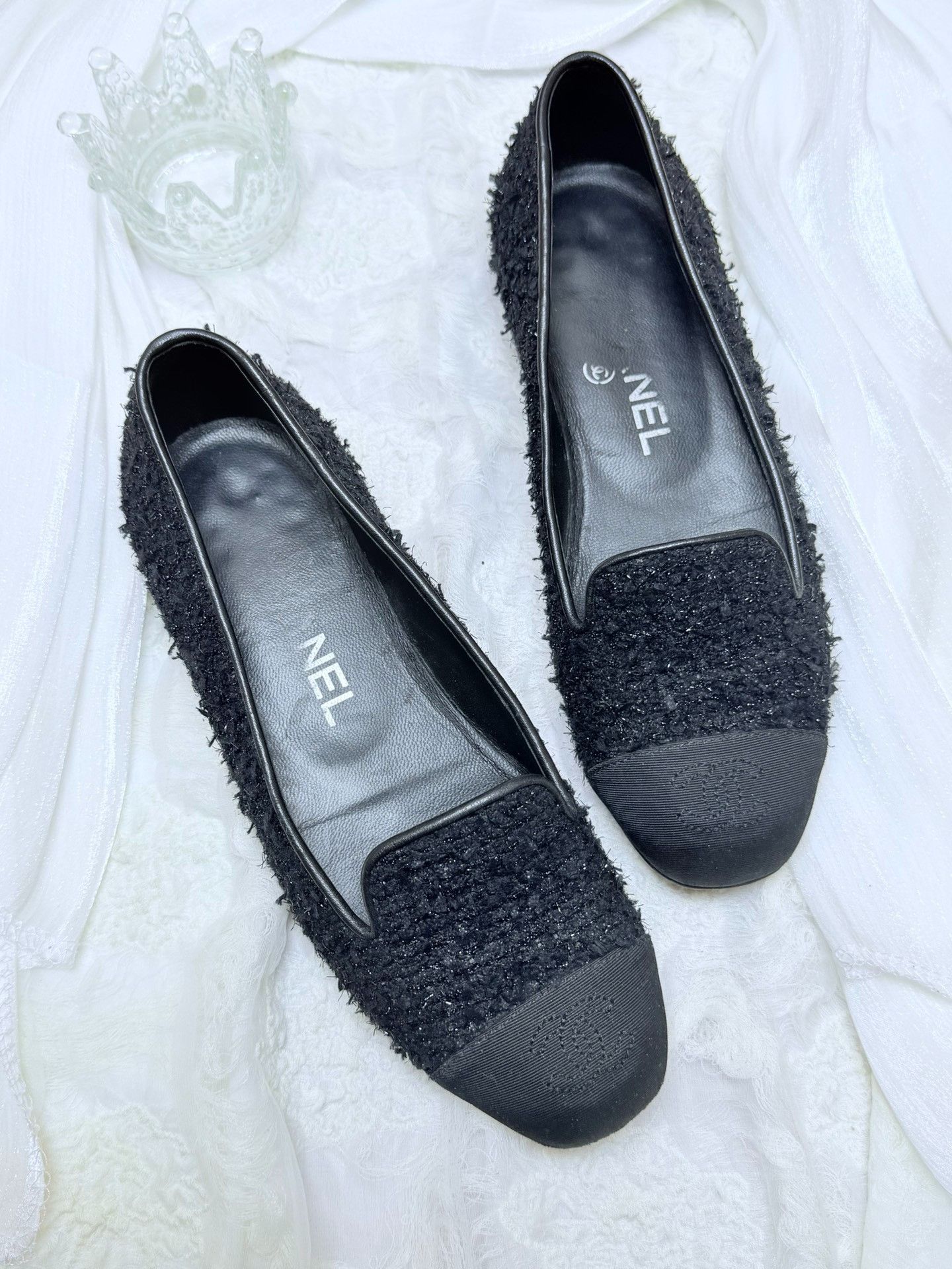 Chanel Chanel Black Lowtop Sneakers us_5 Women Size US 5 / IT 35 - 4 Thumbnail