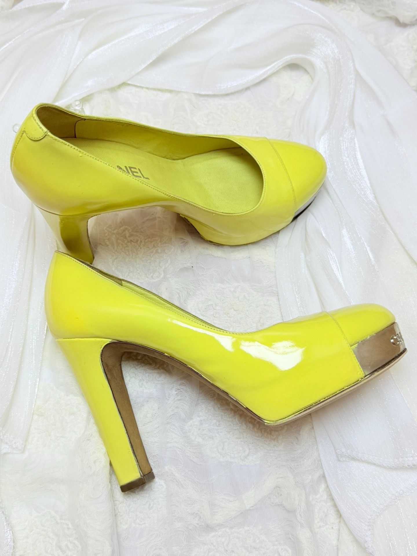 Chanel Chanel Patent Yellow Lowtop Sneakers us_8 Women Size US 8 / IT 38 - 2 Thumbnail