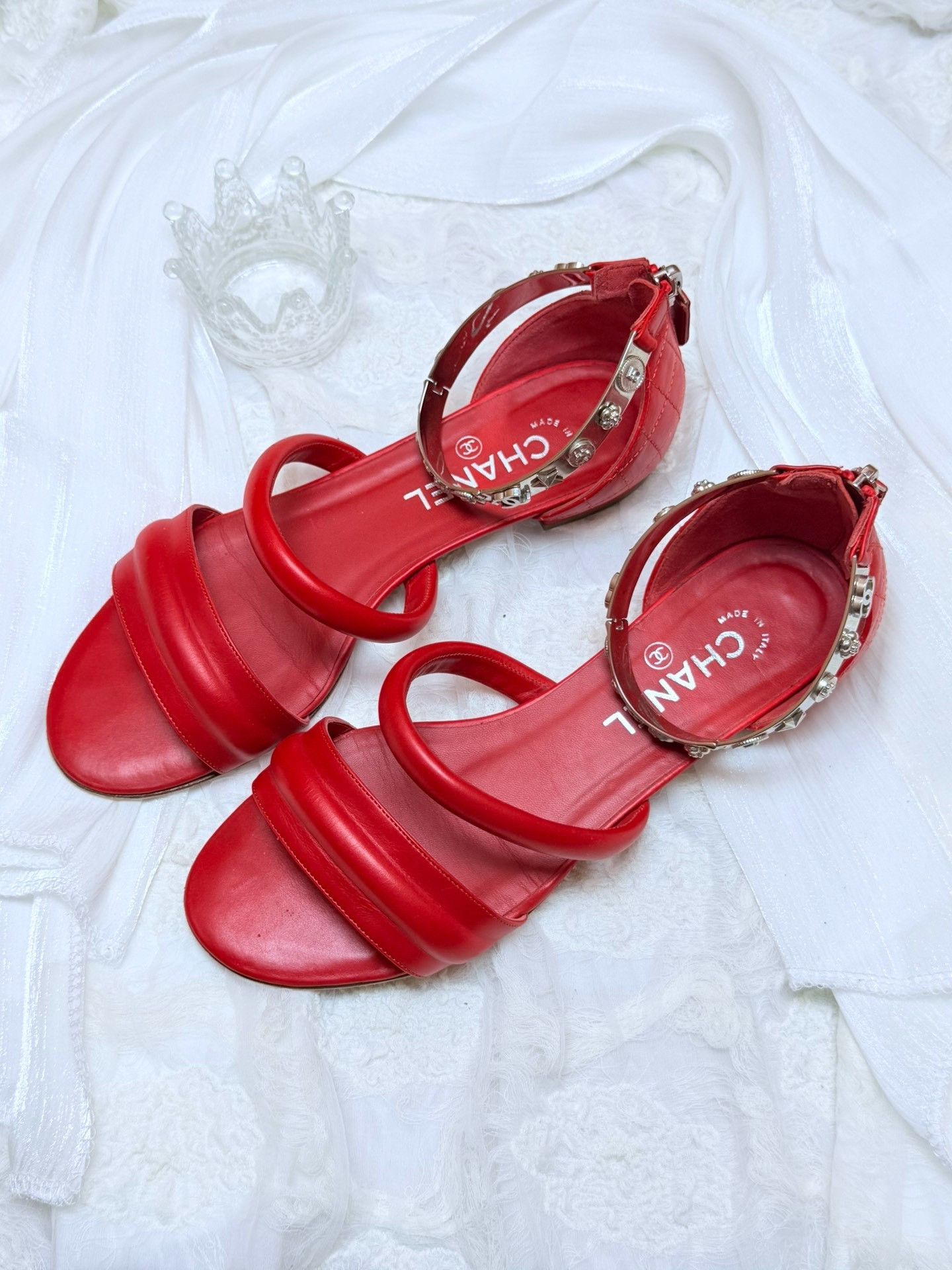 Chanel Chanel Retro Gold Sandals us_8 Women Size US 8 / IT 38 - 2 Thumbnail