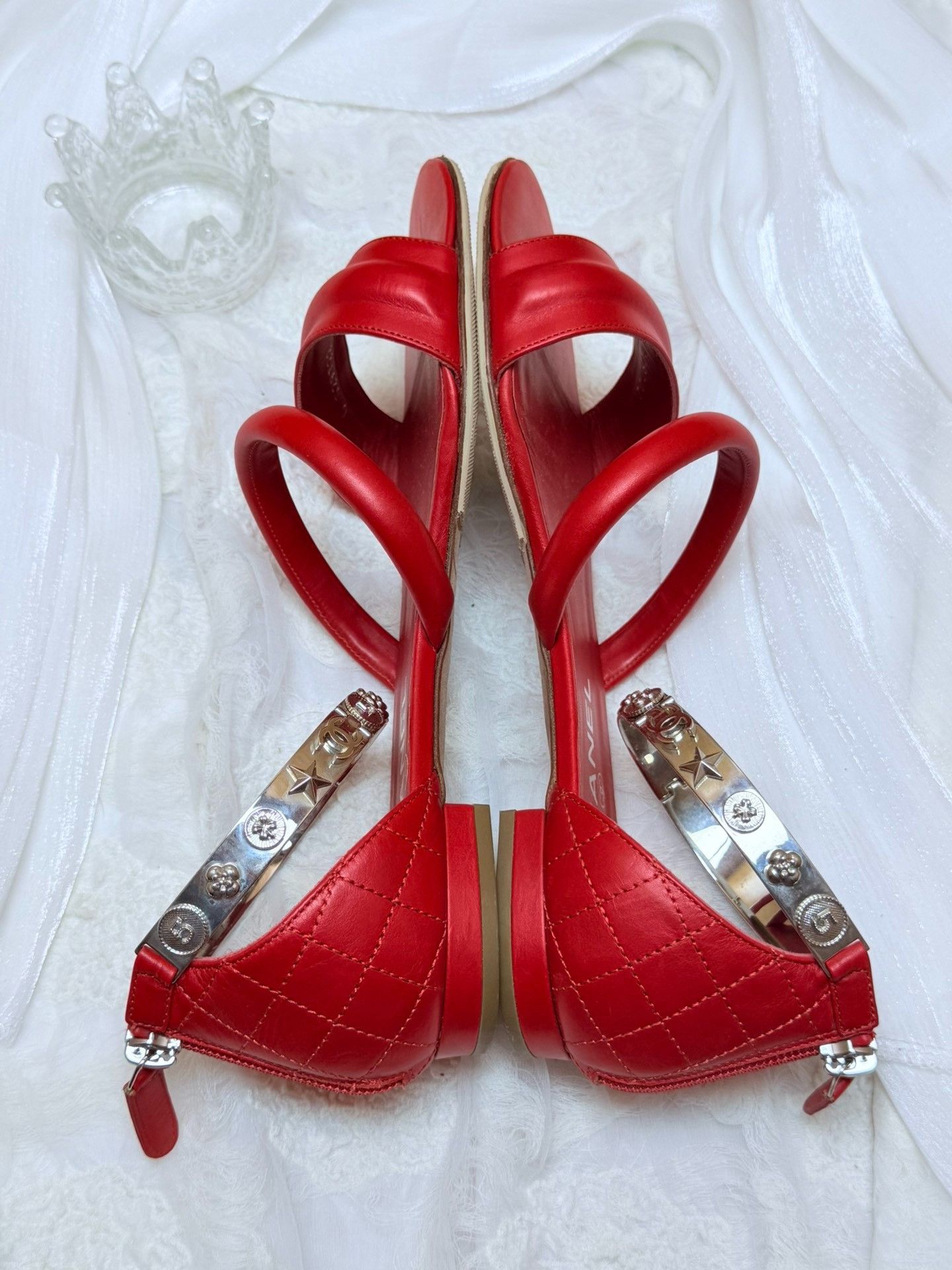 Chanel Chanel Retro Gold Sandals us_8 Women Size US 8 / IT 38 - 3 Thumbnail