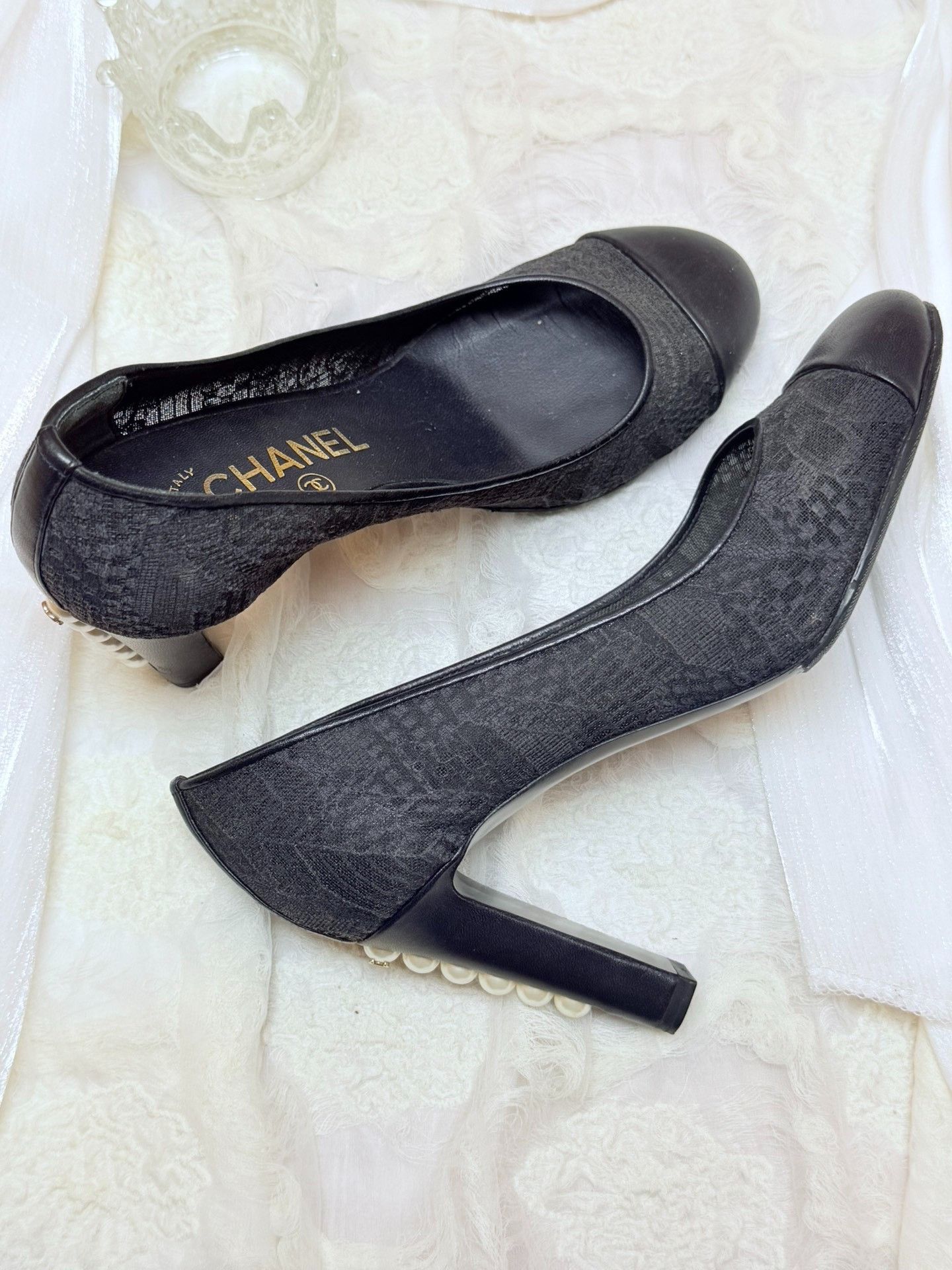 Chanel Chanel Black Lowtop Sneakers us_6 Women Size US 6 / IT 36 - 3 Thumbnail