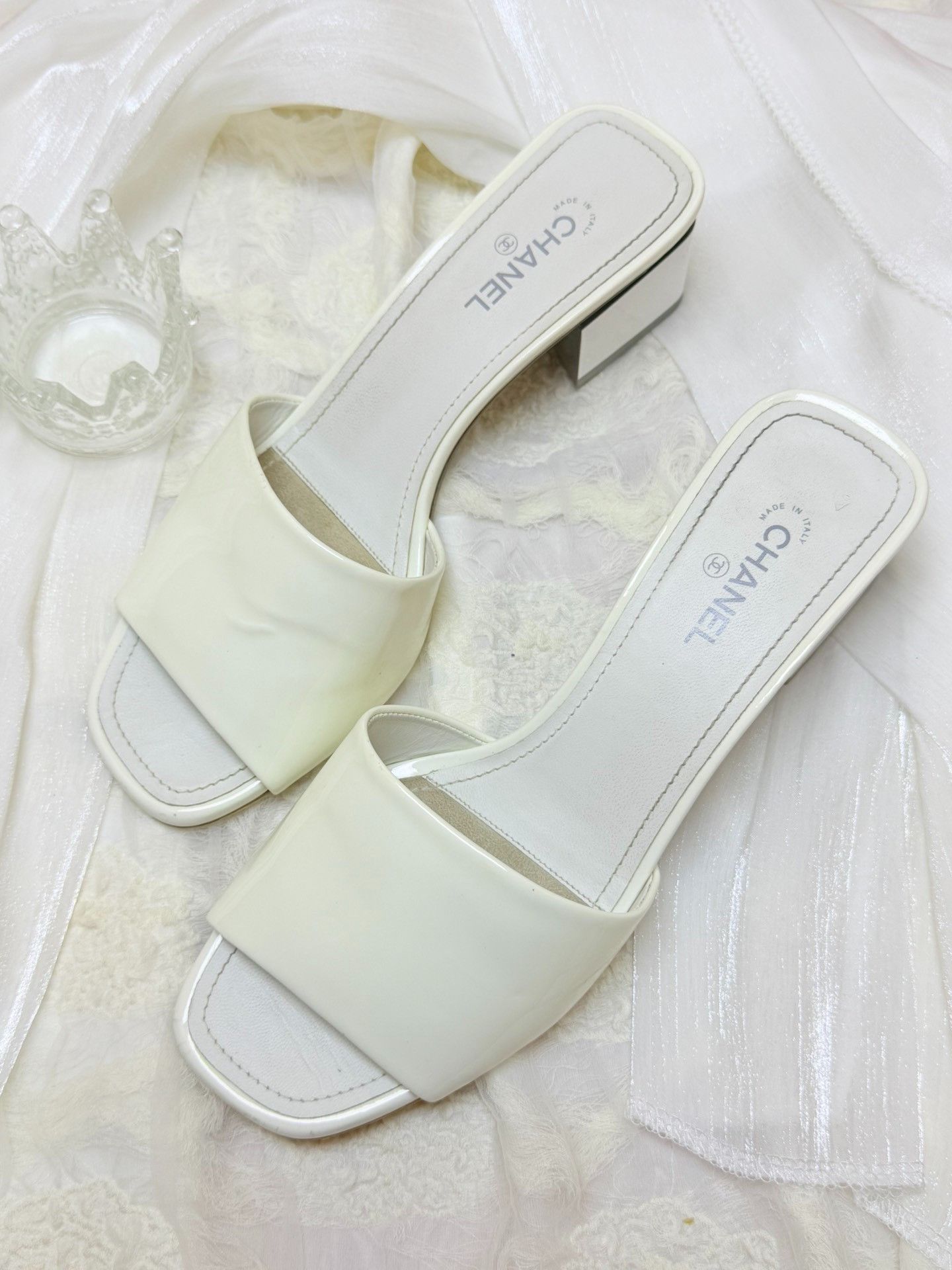 Chanel Chanel Patent White Sandals us_6-5 Women Size US 6.5 / IT 36.5 - 3 Thumbnail