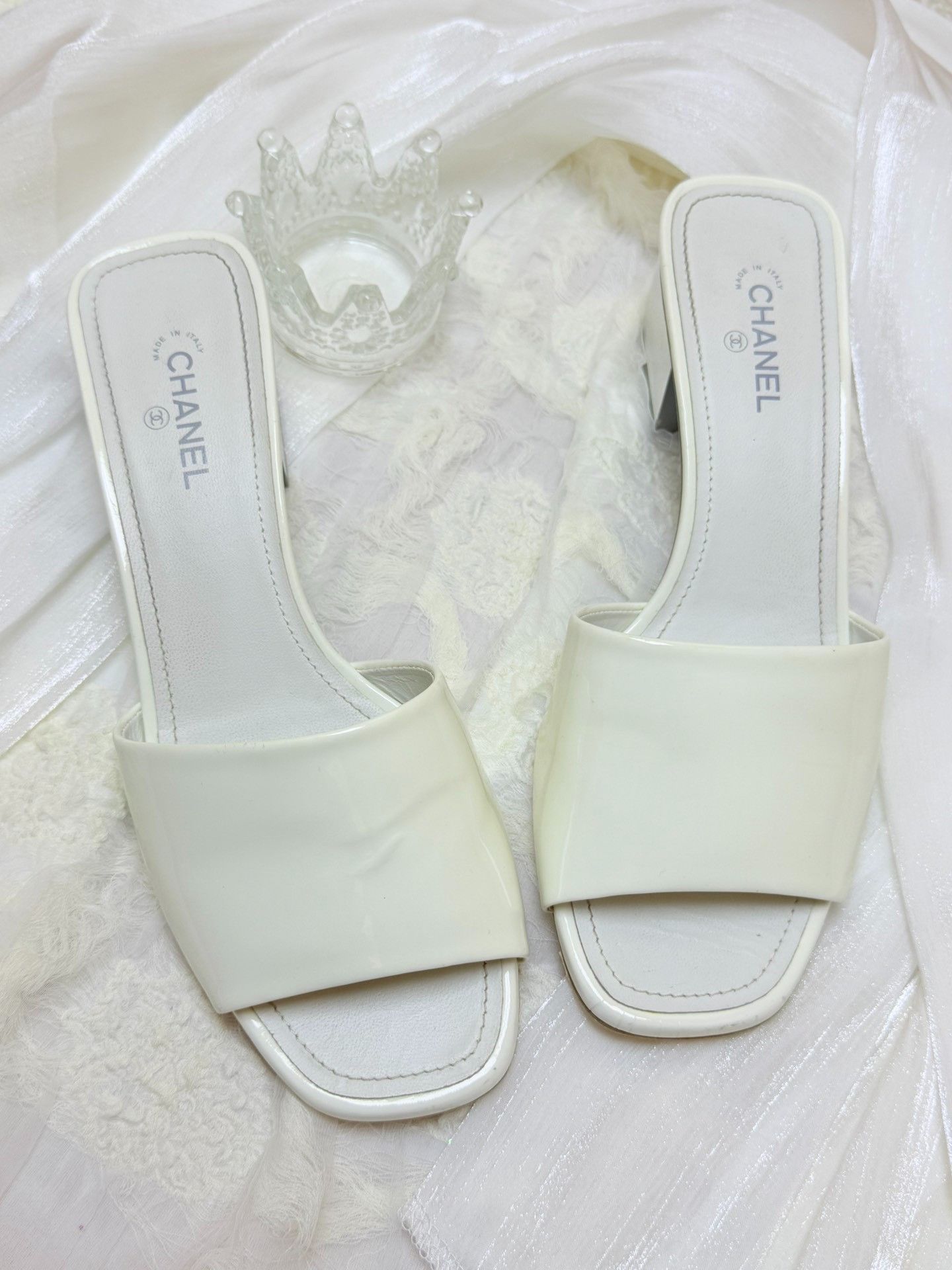 Chanel Chanel Patent White Sandals us_6-5 Women Size US 6.5 / IT 36.5 - 2 Thumbnail