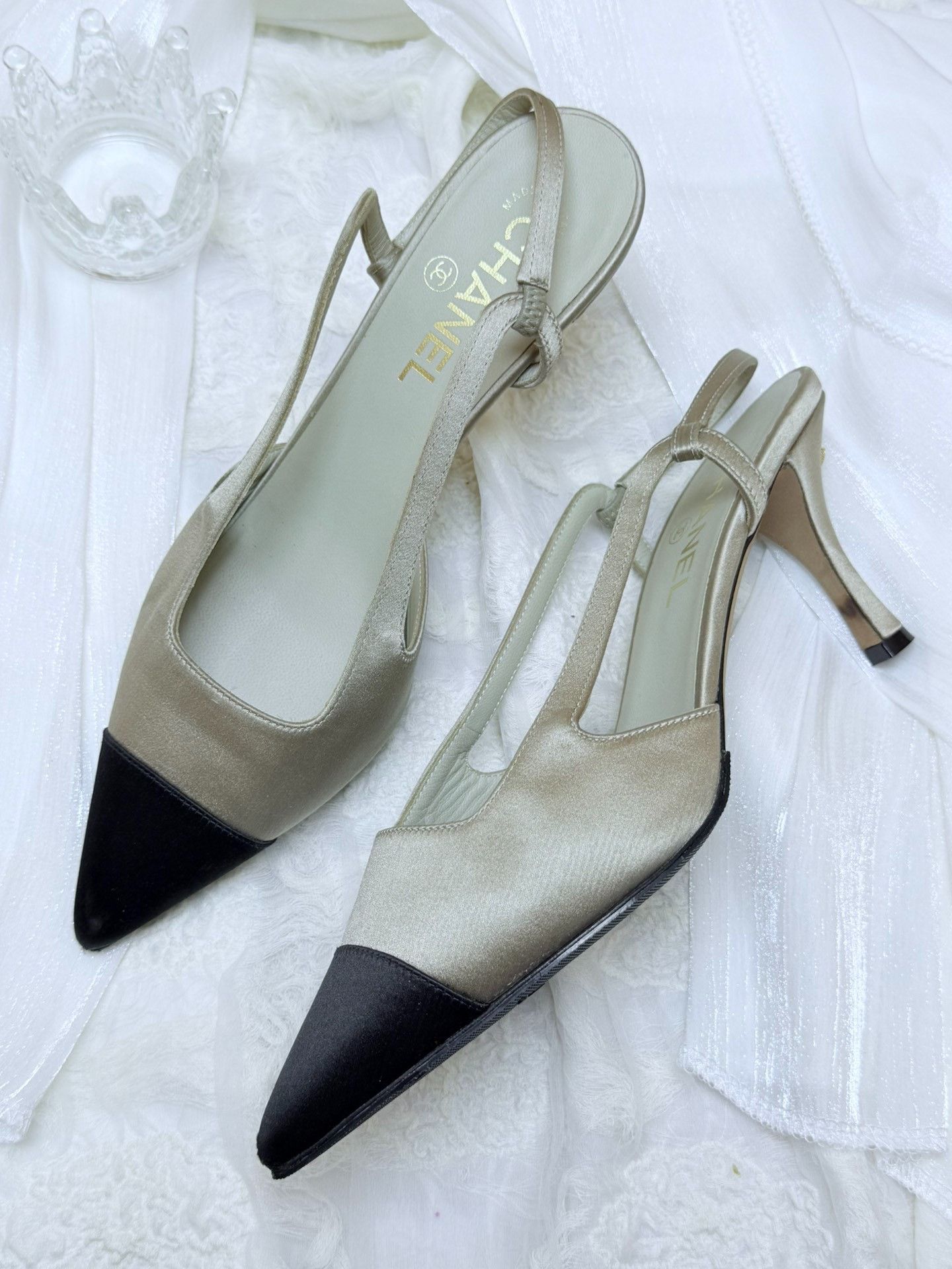Chanel Chanel Gray Sandals us_8 Women Size US 8 / IT 38 - 2 Thumbnail
