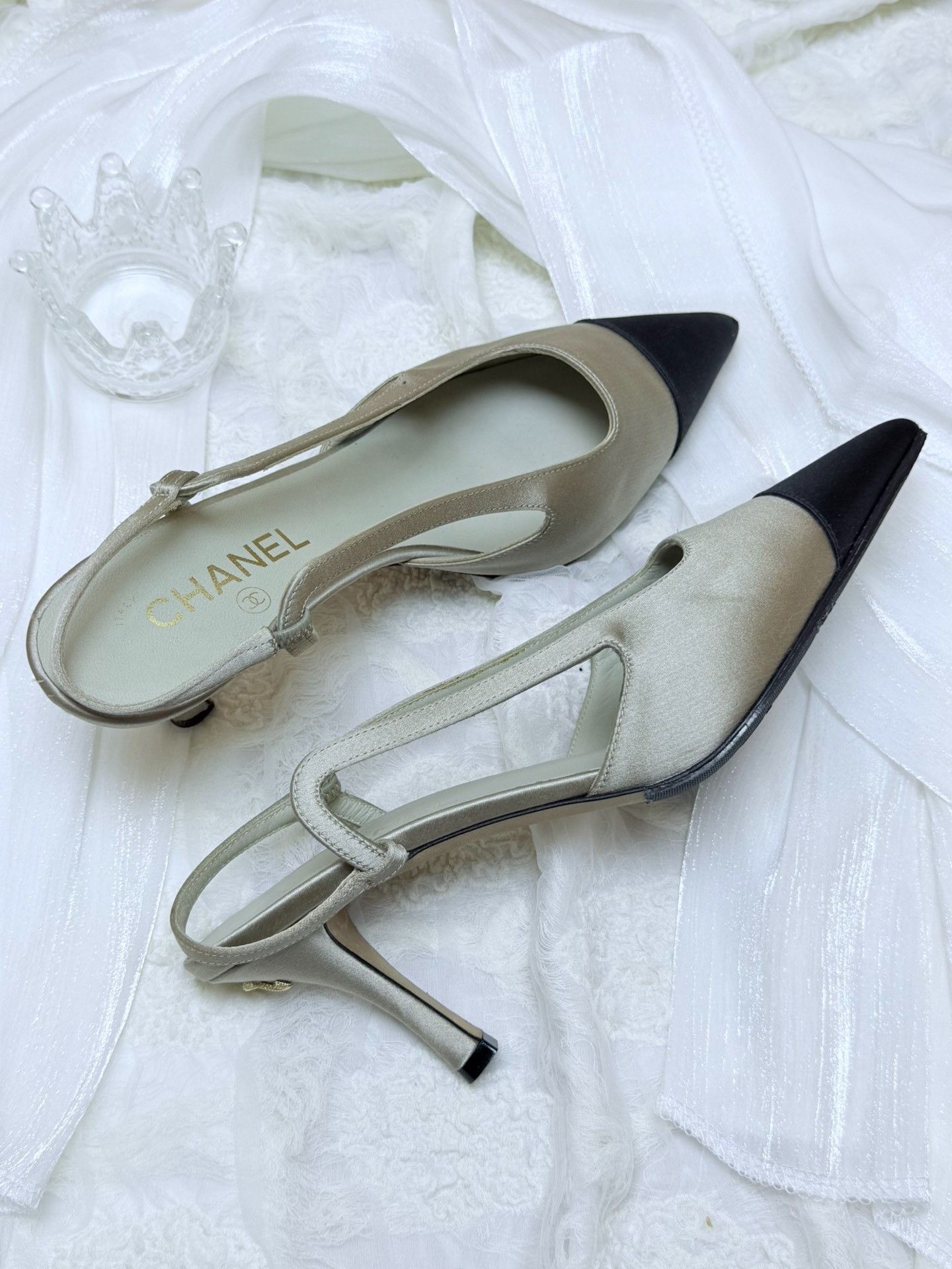 Chanel Chanel Gray Sandals us_8 Women Size US 8 / IT 38 - 3 Thumbnail