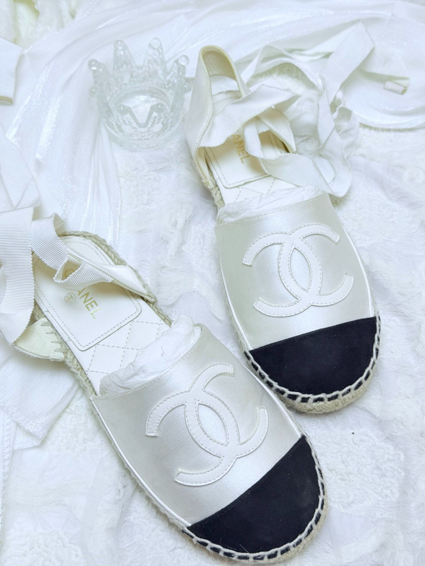 Chanel Chanel Silk Multi Lowtop Sneakers us_6 Women Size US 6 / IT 36 - 4 Thumbnail