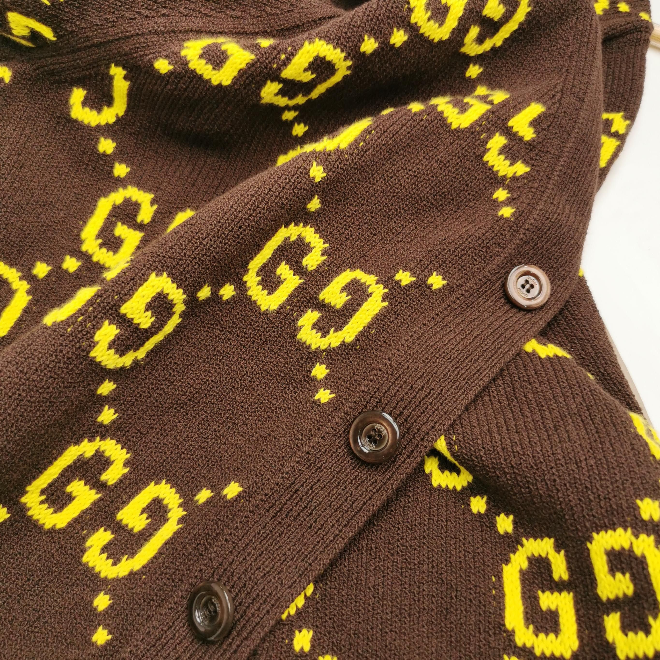Gucci Gucci GG Monogram V-Neck Cardigan Size L Size US L / EU 52-54 / 3 - 3 Thumbnail