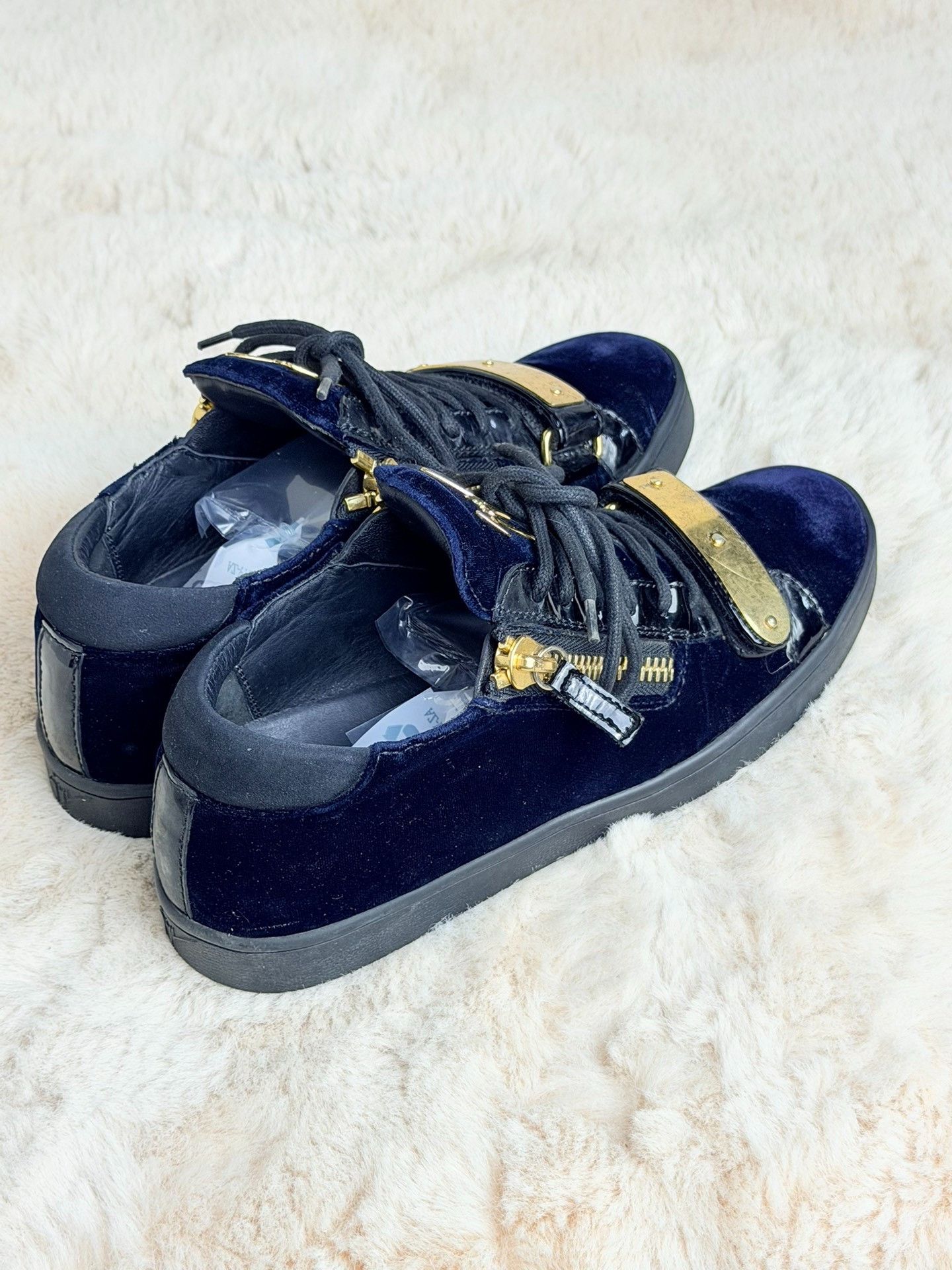 Giuseppe Zanotti Giuseppe Zanotti Velvet Gold Lowtop Sneakers us_8 Women Size US 8 / IT 38 - 3 Thumbnail