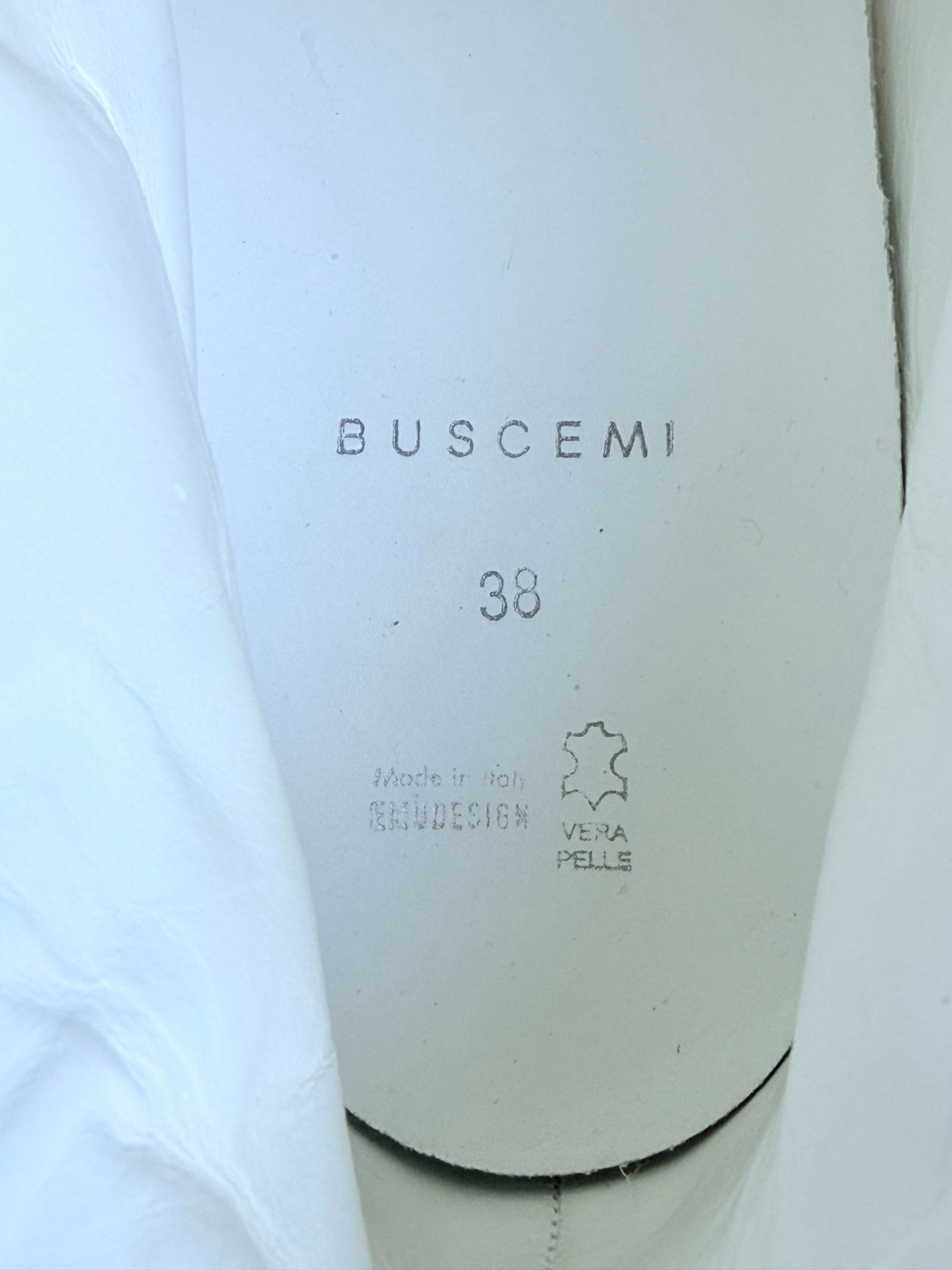 Buscemi Buscemi White Hitop Sneakers us_8 Women Size US 8 / IT 38 - 7 Thumbnail
