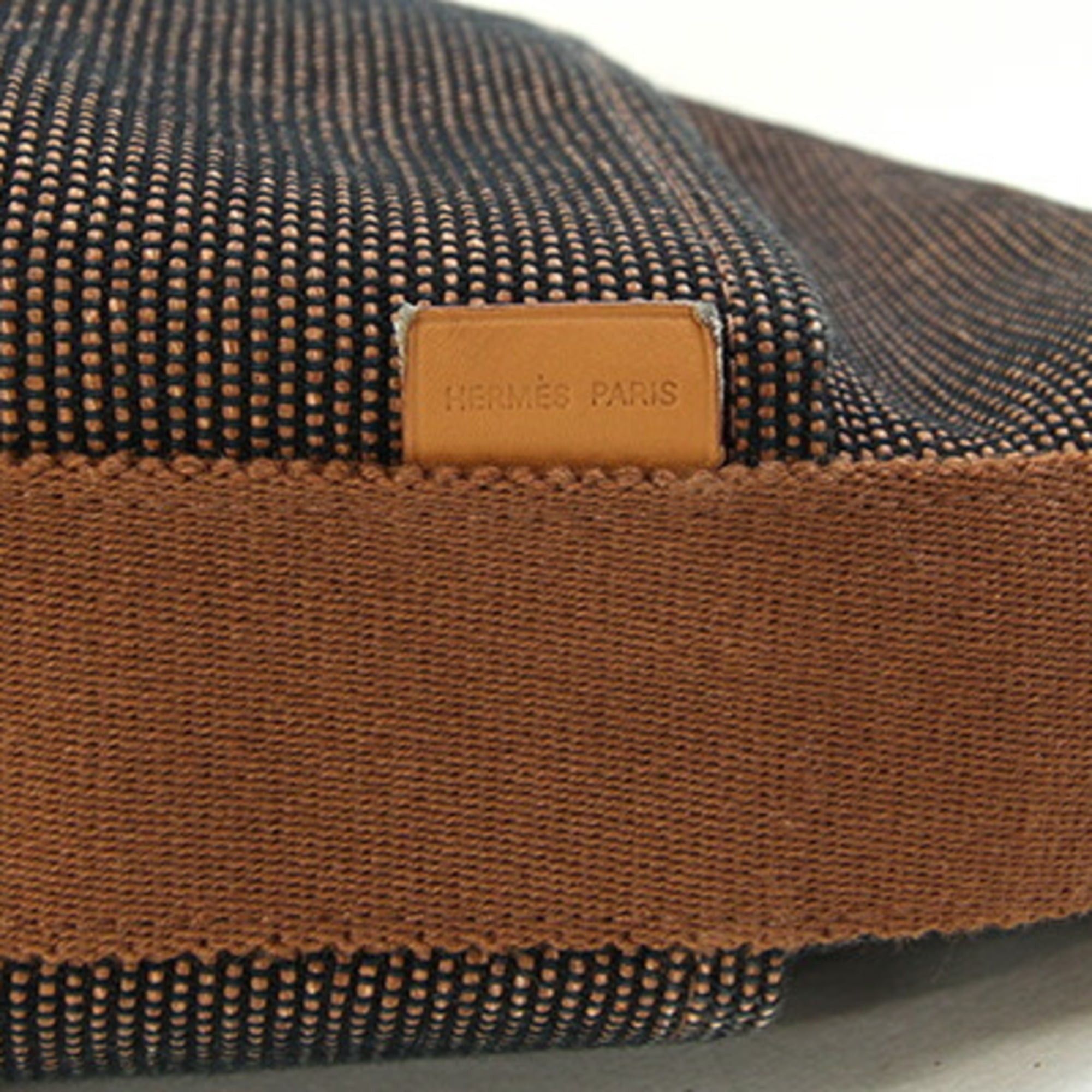 Hermes Hermes Saxo MM handbag, brown, Toile H canvas, one handle, women's. Size ONE SIZE - 6 Thumbnail
