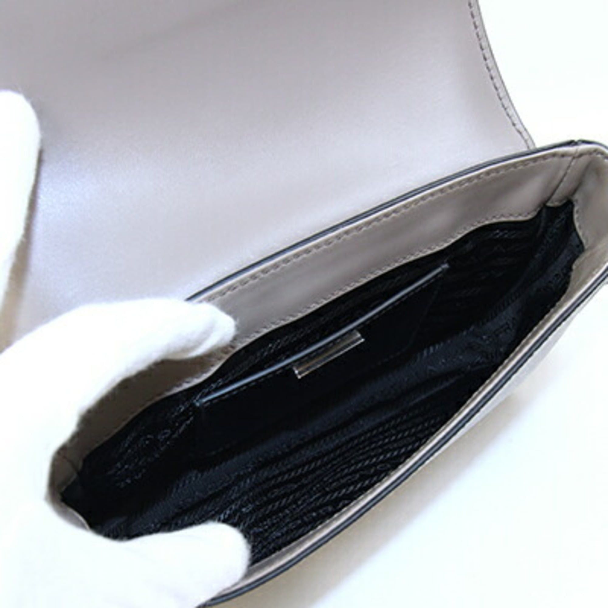 Prada Prada Shoulder Bag 2VD065 Greige Leather Crossbody Pouch for Men and Women PRADA Size ONE SIZE - 3 Thumbnail