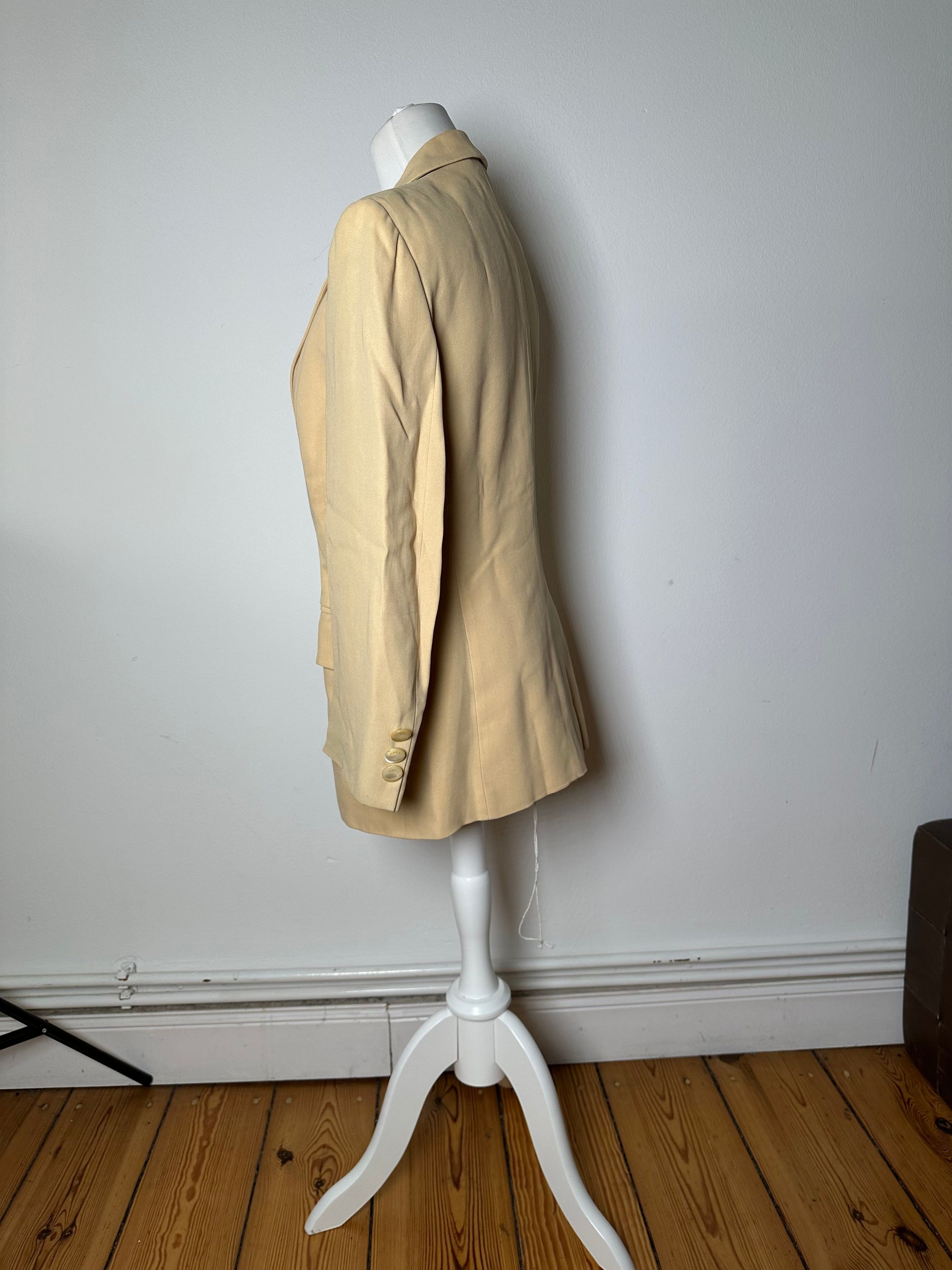 Gucci Vintage Viscose Longline Blazer Beige IT42 Size M / US 6-8 / IT 42-44 - 3 Thumbnail