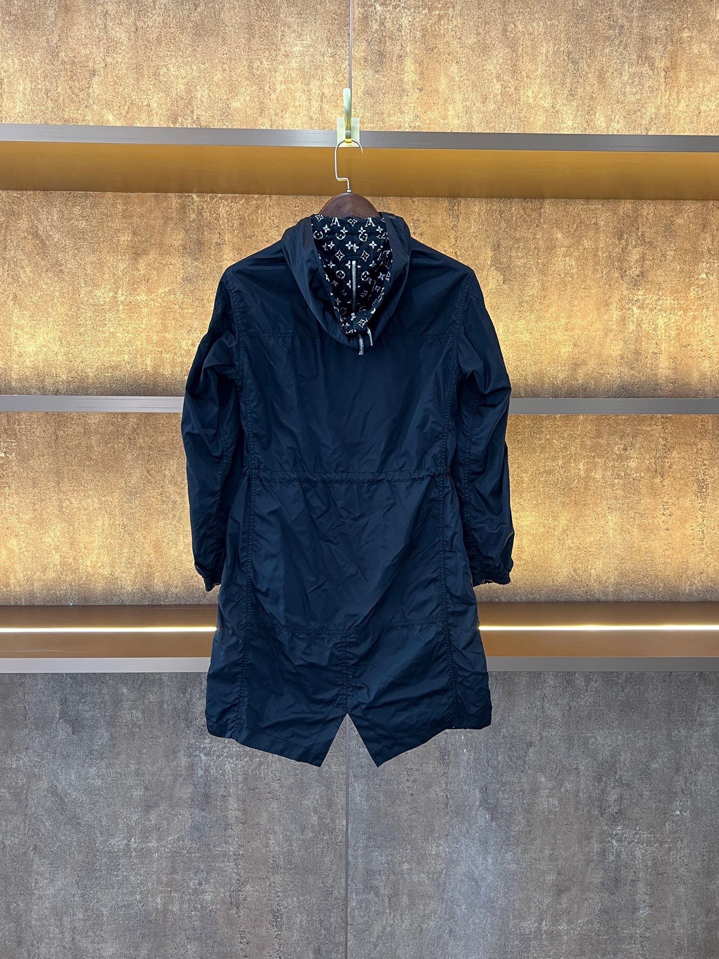 Louis Vuitton Louis Vuitton Black Monogram Cinched Waist Jacket Size XXS / US 00 / IT 34 - 5 Thumbnail