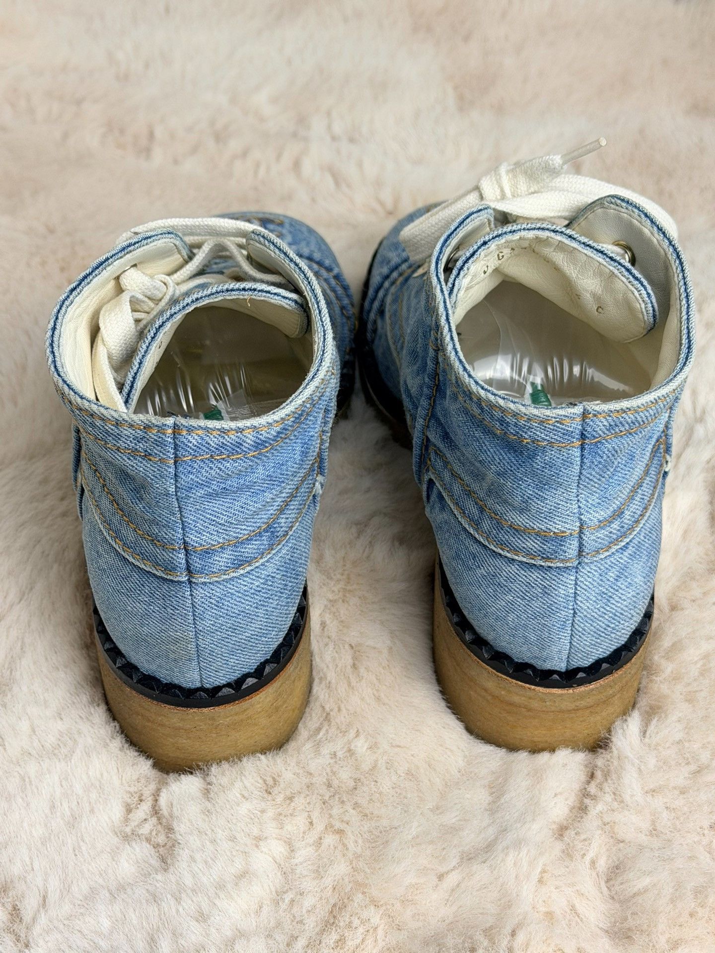 Chanel Chanel Denim Blue Hitop Sneakers us_6 Women Size US 6 / IT 36 - 5 Thumbnail