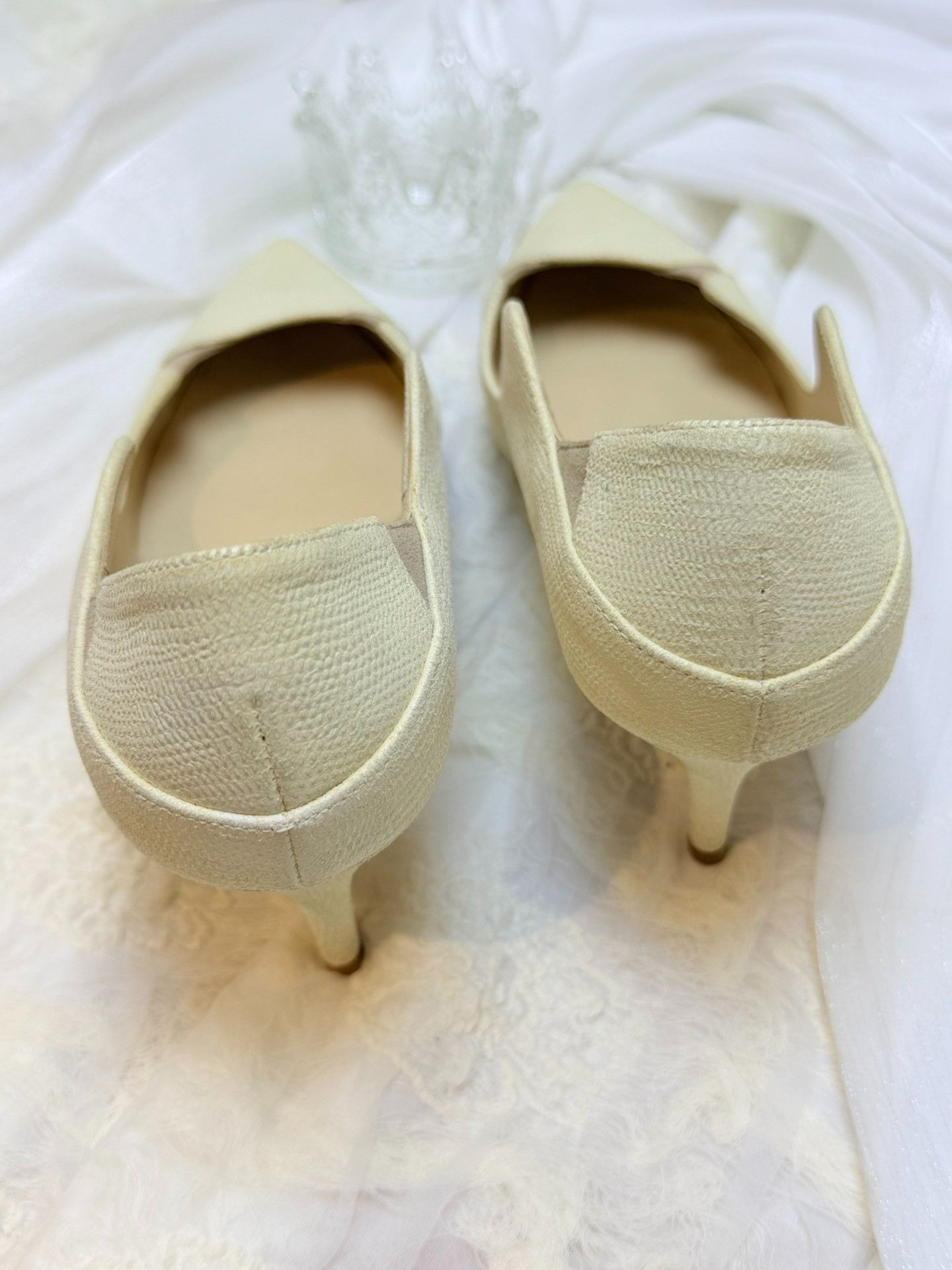 Jimmy Choo Jimmy Choo White Lowtop Sneakers us_7 Women Size US 7 / IT 37 - 4 Thumbnail