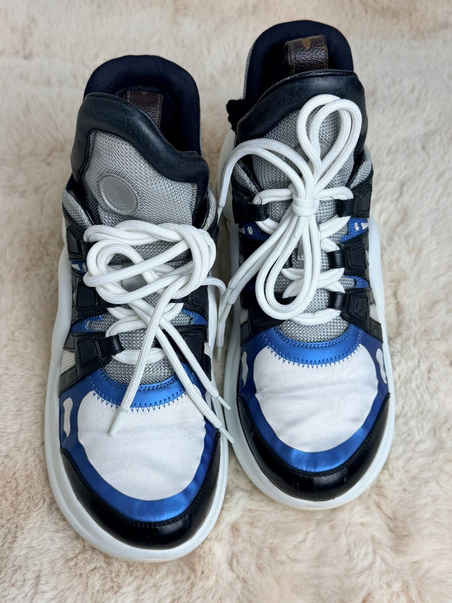 Louis Vuitton Louis Vuitton Blue Lowtop Sneakers us_9 Women Size US 9 / IT 39 - 4 Thumbnail
