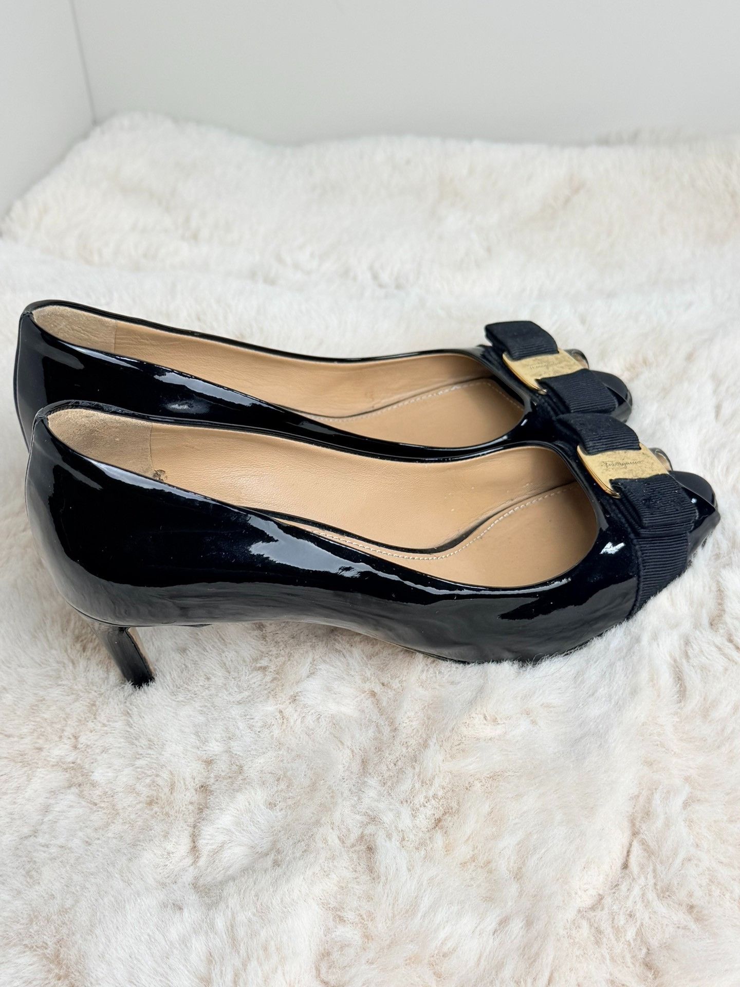Salvatore Ferragamo Salvatore Ferragamo Patent Gold Lowtop Sneakers us_6-5 Women Size US 6.5 / IT 36.5 - 3 Thumbnail