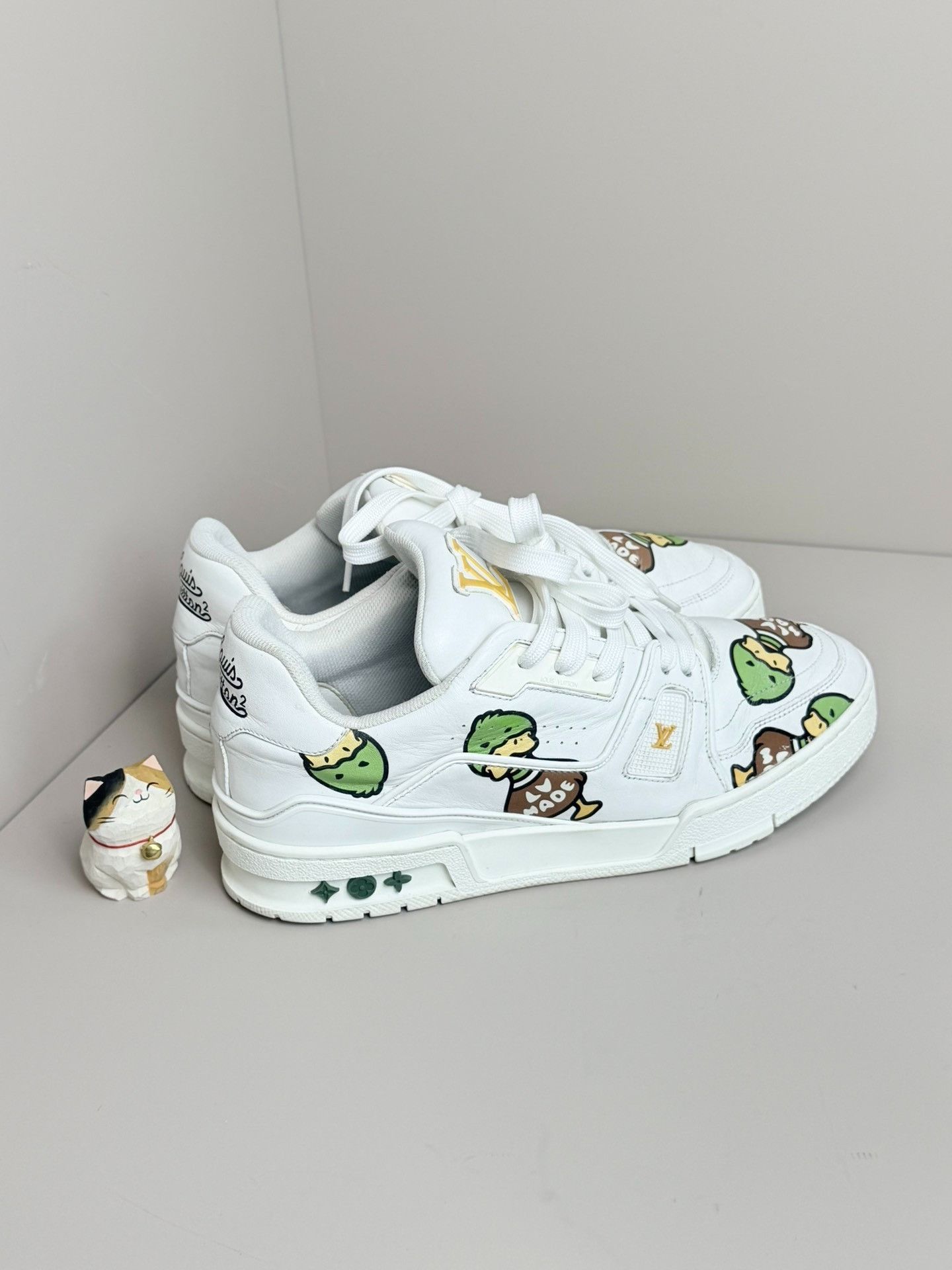 Louis Vuitton Louis Vuitton Training Lowtop Sneakers 6 Men Size US 6 / EU 39 - 2 Thumbnail