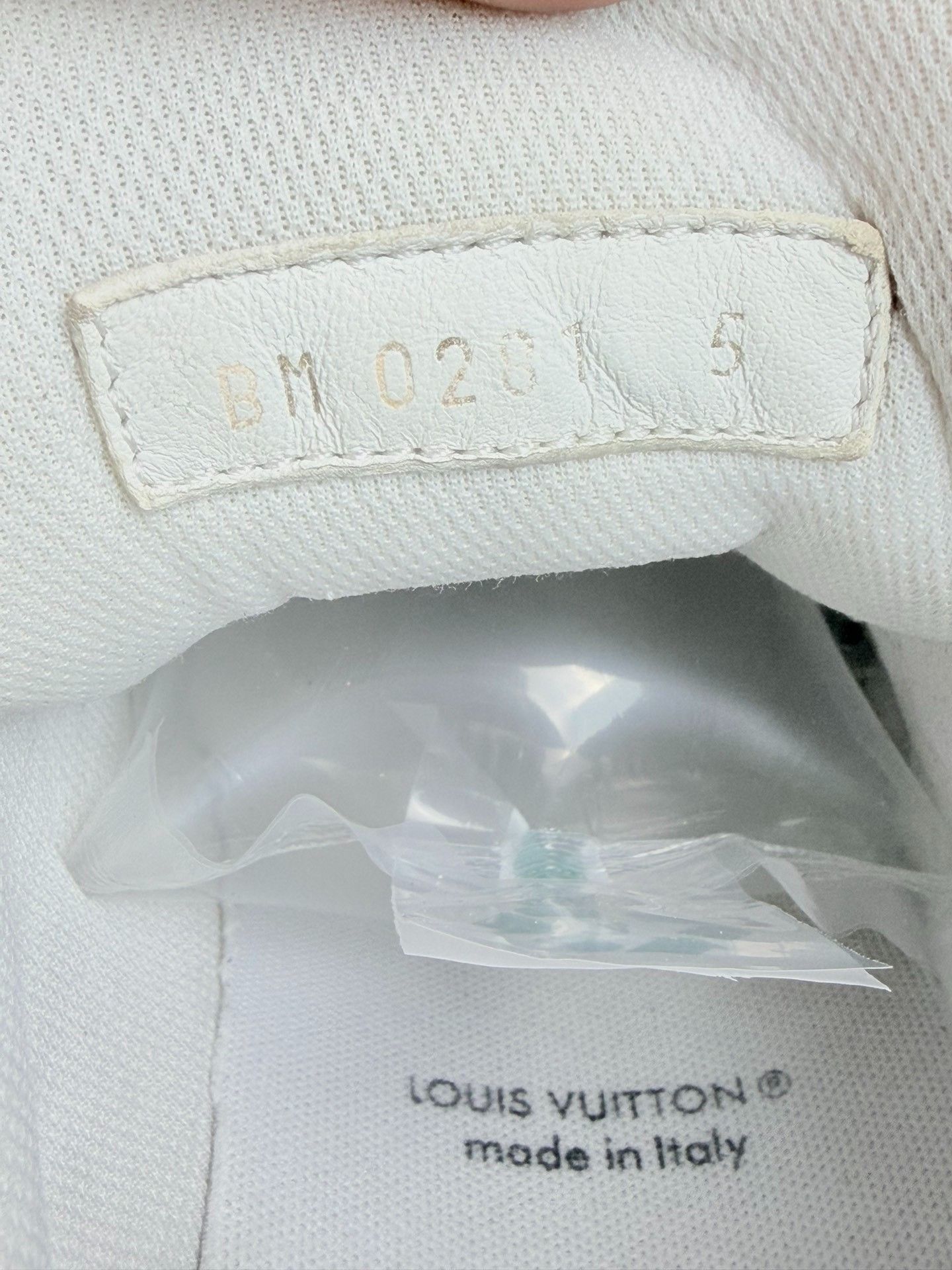 Louis Vuitton Louis Vuitton Training Lowtop Sneakers 6 Men Size US 6 / EU 39 - 6 Thumbnail