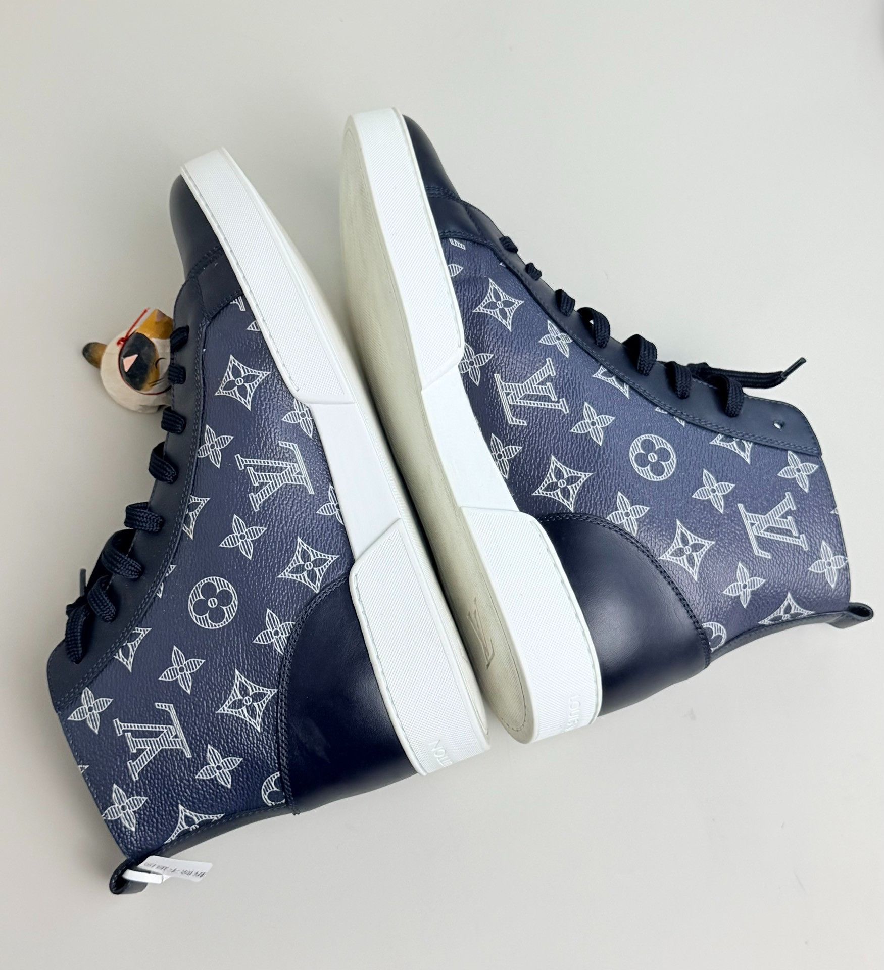 Louis Vuitton Louis Vuitton Multi Lowtop Sneakers 7 Men Size US 7 / EU 40 - 5 Thumbnail