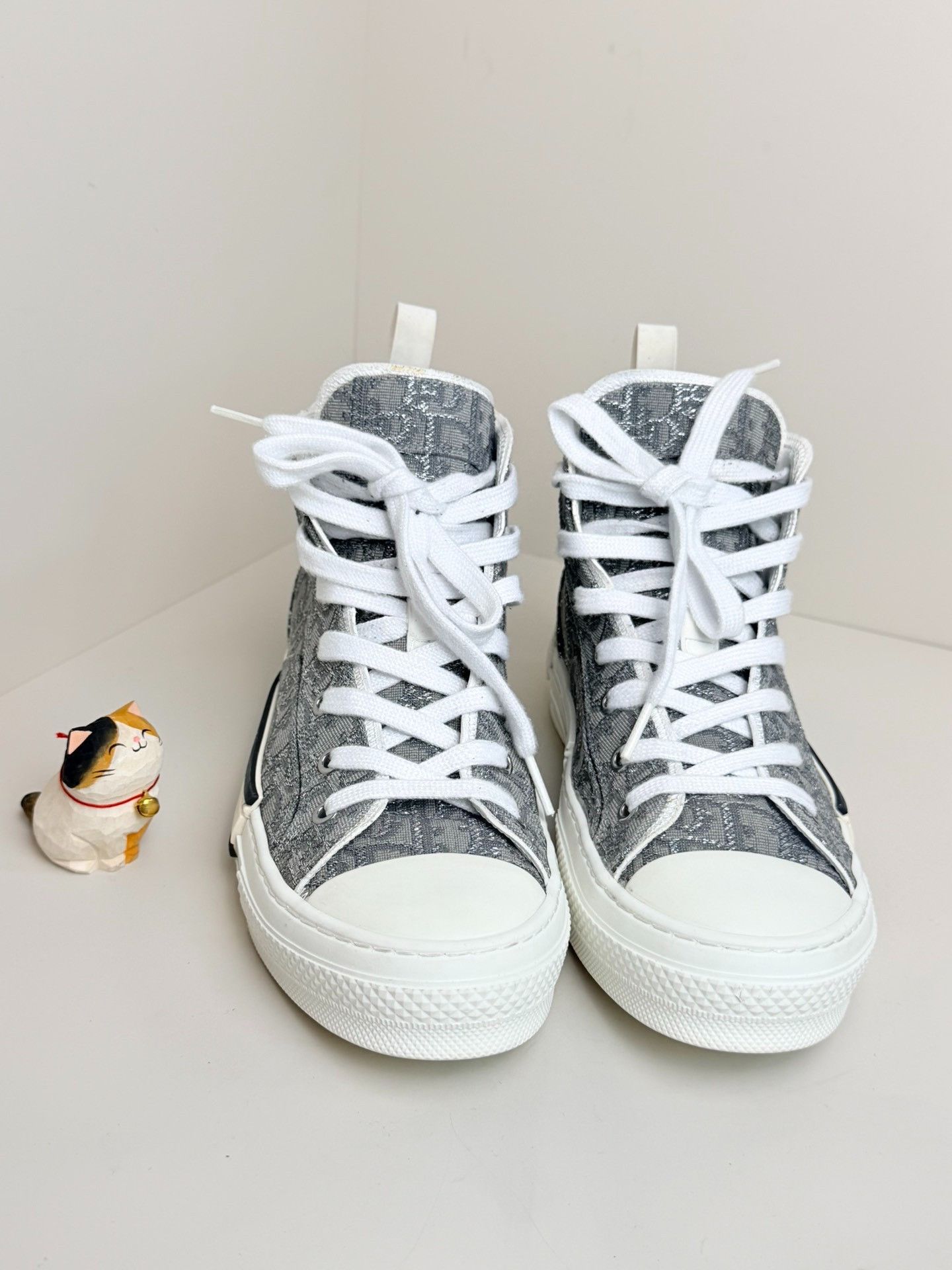 Dior Dior Gray Hitop Sneakers us_9 Women Size US 9 / IT 39 - 2 Thumbnail