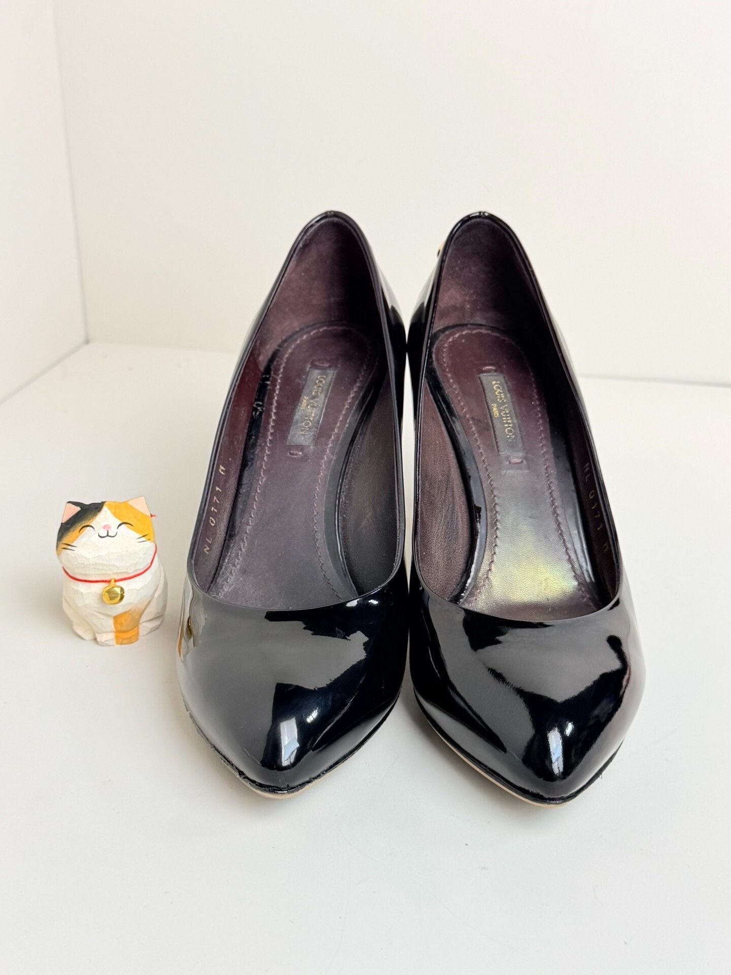 Louis Vuitton Louis Vuitton Patent Purple Lowtop Sneakers us_5-5 Women Size US 5.5 / IT 35.5 - 2 Thumbnail