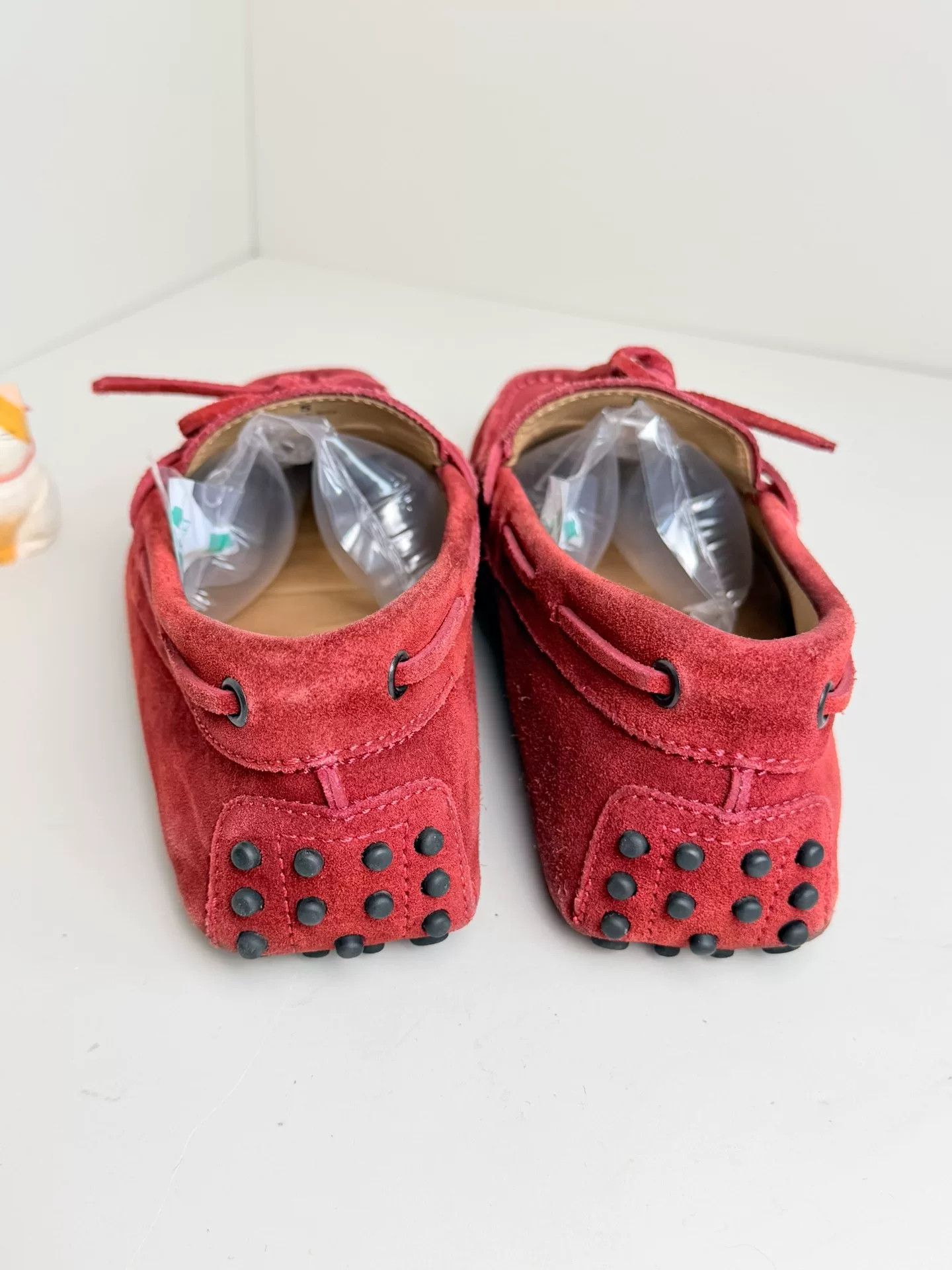 Tod's Tod's Suede Red Lowtop Sneakers us_5 Women Size US 5 / IT 35 - 4 Thumbnail